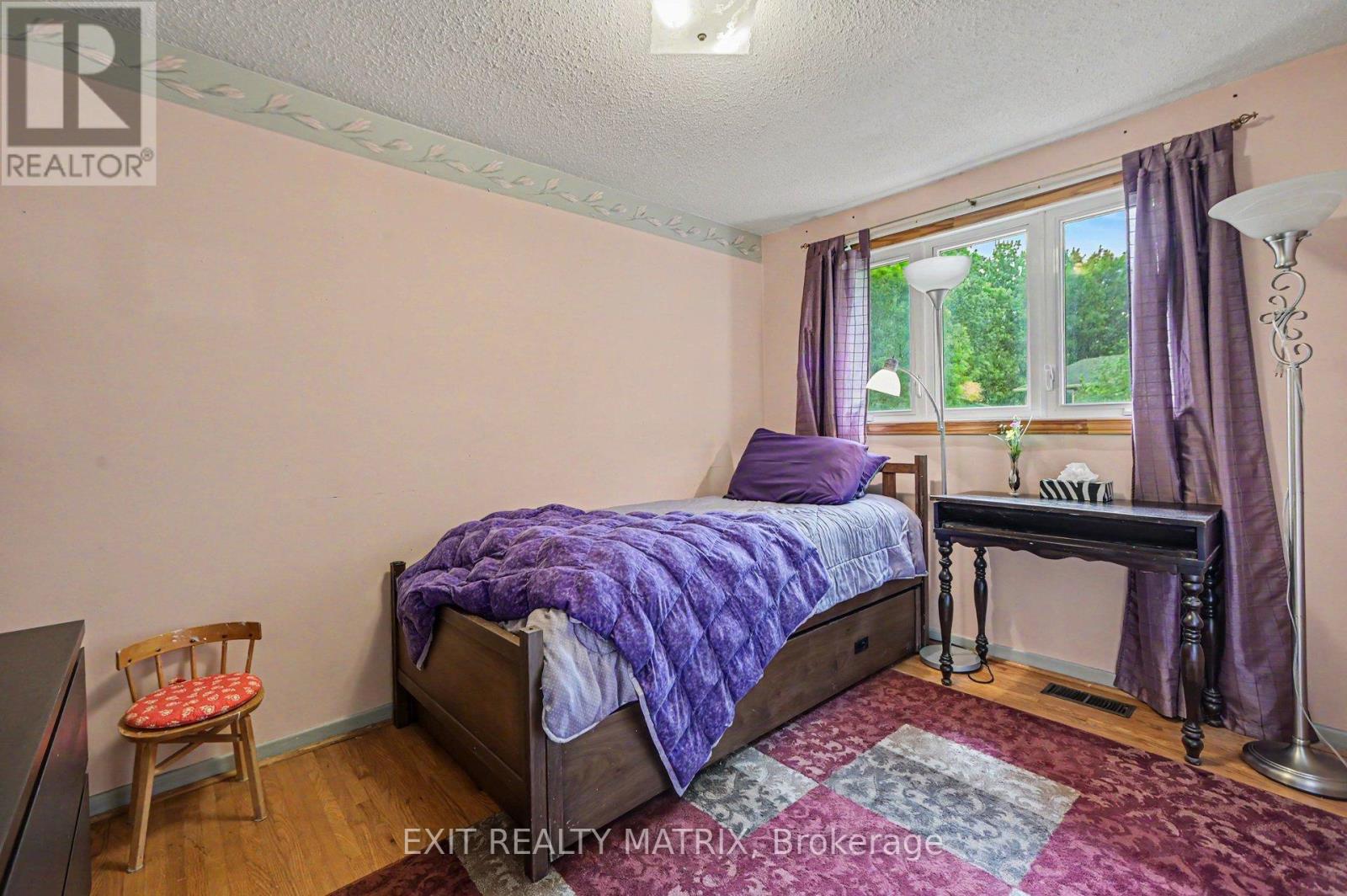 18 Highpark Crescent, Ottawa, Ontario  K1B 3G8 - Photo 27 - X13501090