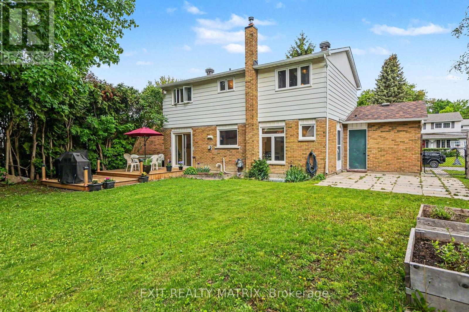 18 Highpark Crescent, Ottawa, Ontario  K1B 3G8 - Photo 33 - X13501090