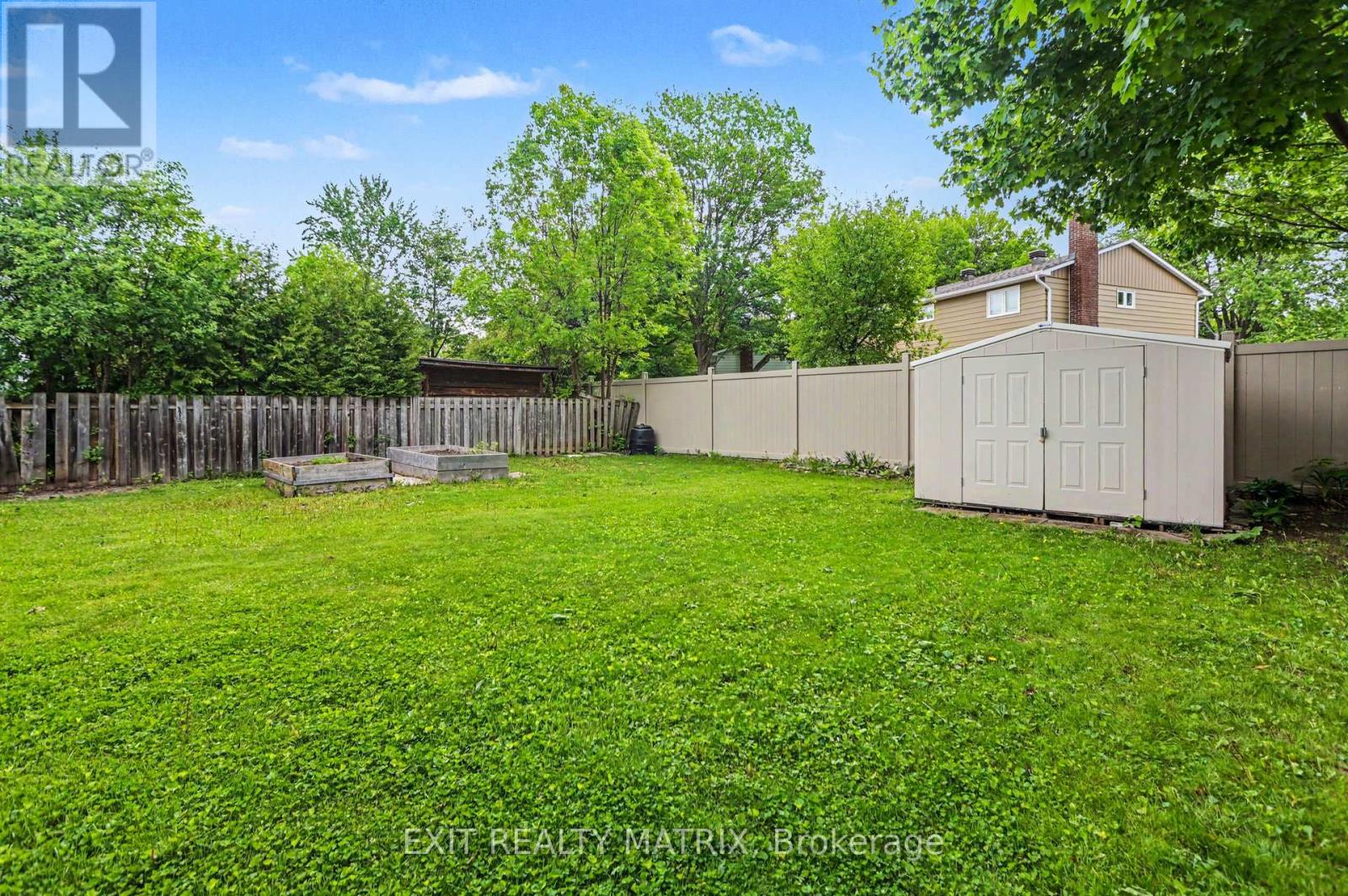 18 Highpark Crescent, Ottawa, Ontario  K1B 3G8 - Photo 34 - X13501090