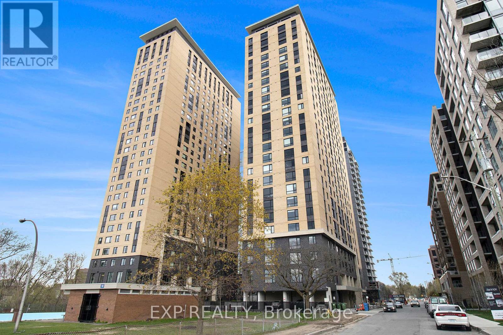 2208 - 105 Champagne Avenue, Ottawa, Ontario  K1S 5E5 - Photo 2 - X13501124