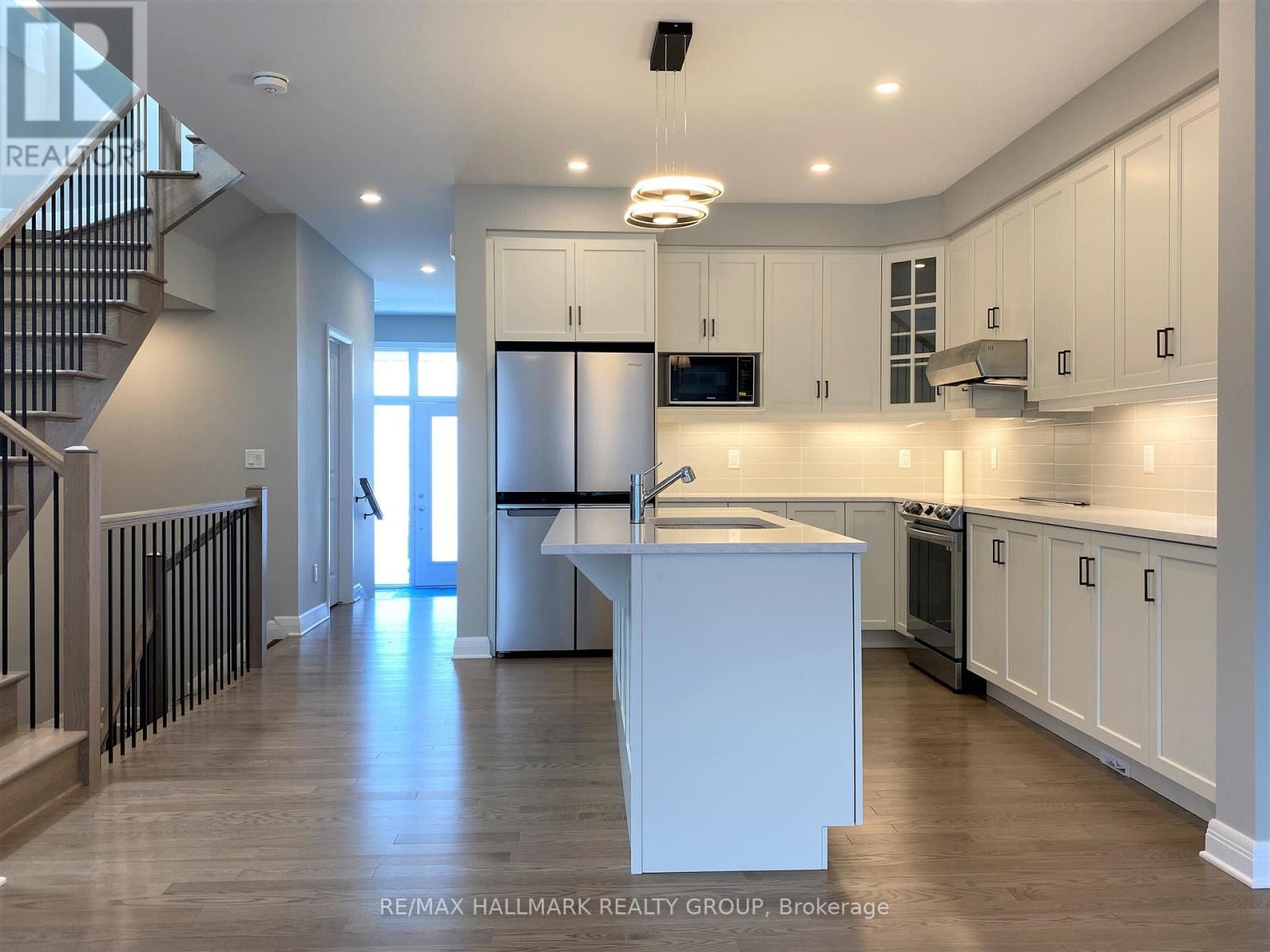 72 Michael Stoqua Street W, Ottawa, Ontario  K1K 5A2 - Photo 6 - X13501136