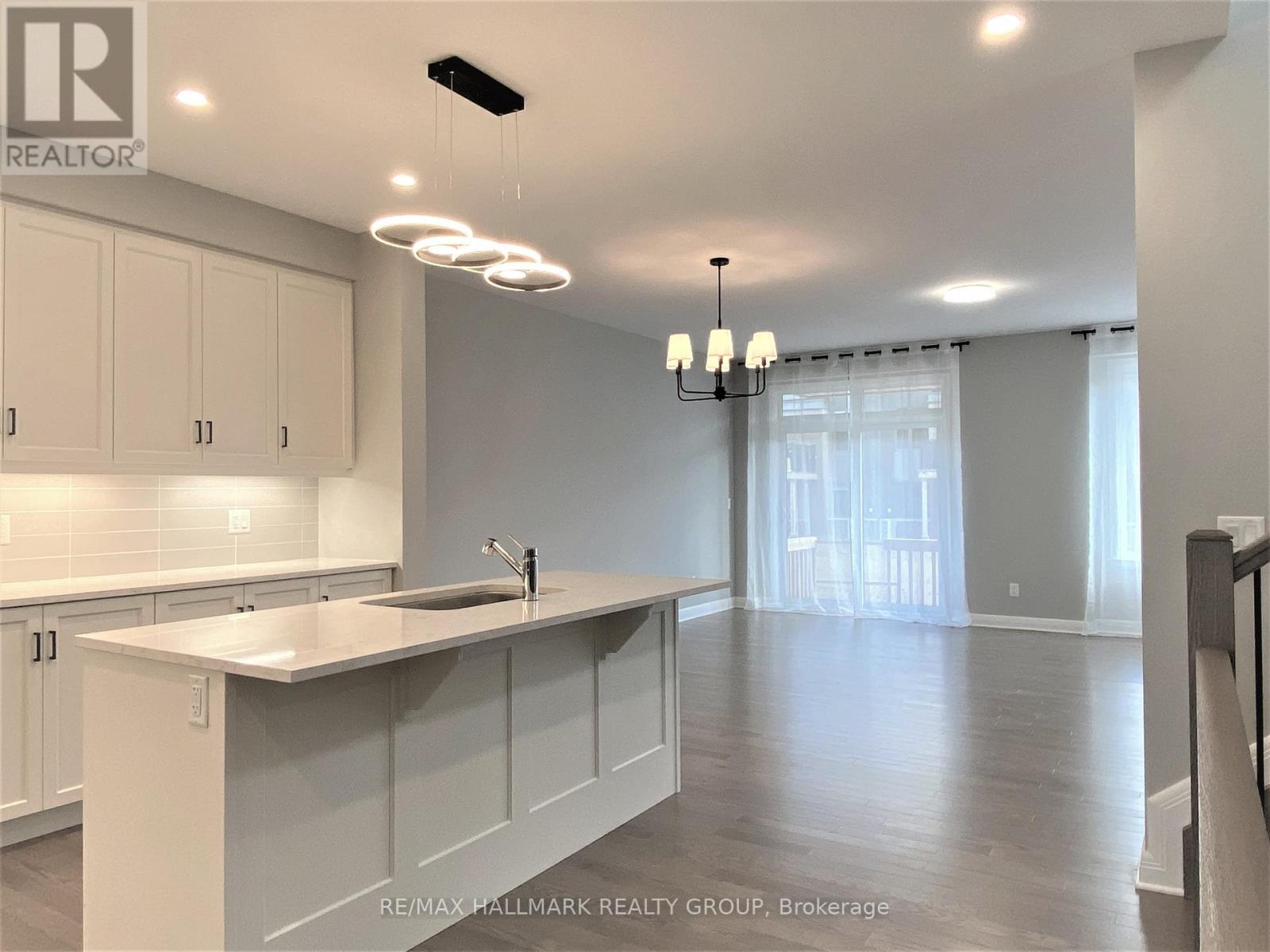 72 Michael Stoqua Street W, Ottawa, Ontario  K1K 5A2 - Photo 9 - X13501136