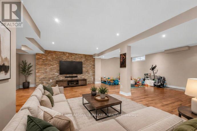 245 Lucinda Crescent, Ottawa, Ontario  K1W 0A1 - Photo 5 - X13501168
