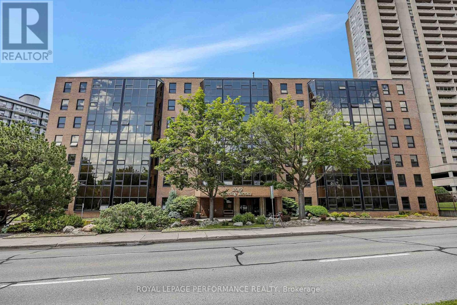 408 - 2019 Carling Avenue N, Ottawa, Ontario  K2A 4A2 - Photo 1 - X13501256
