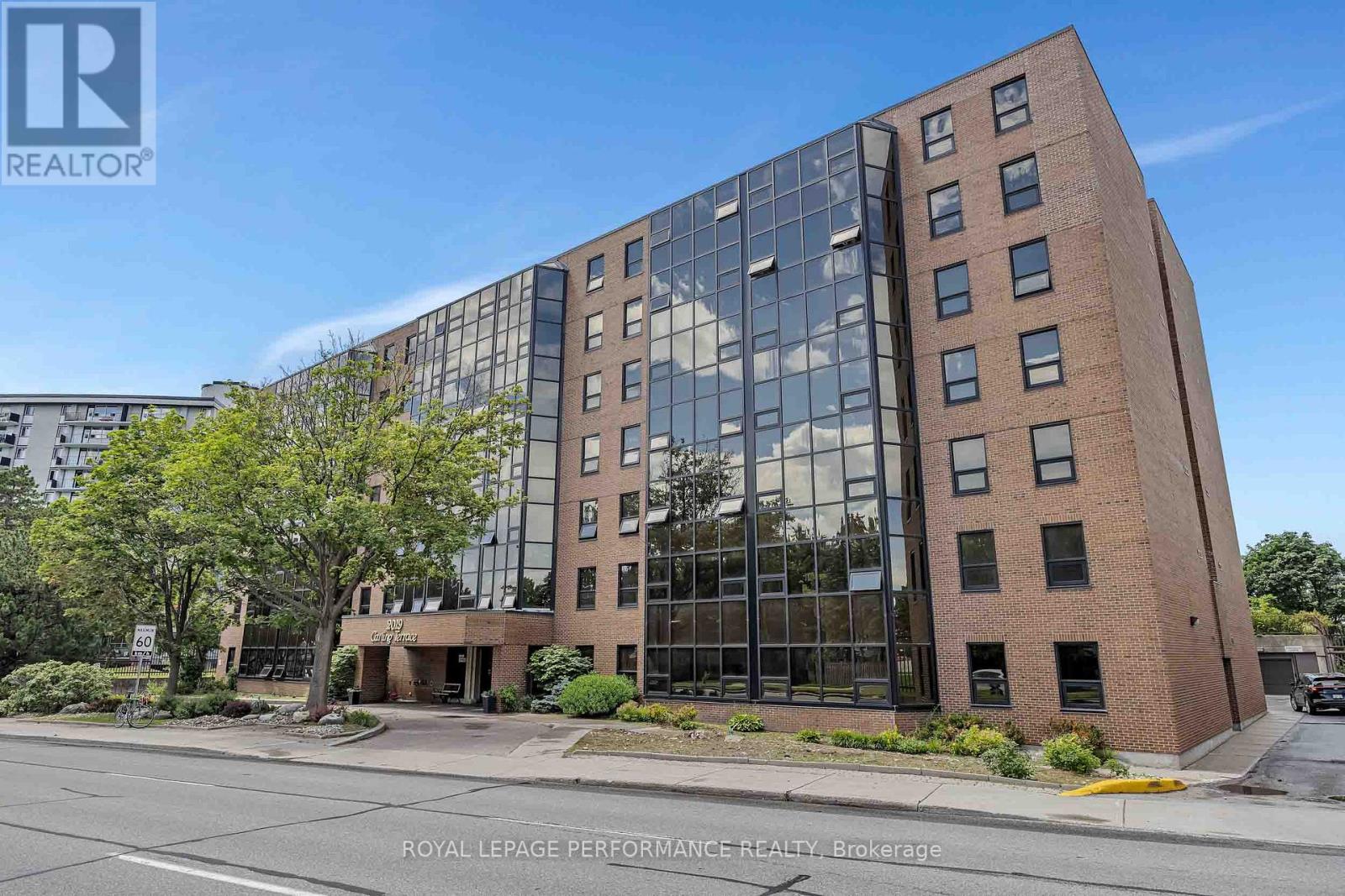 408 - 2019 Carling Avenue N, Ottawa, Ontario  K2A 4A2 - Photo 2 - X13501256