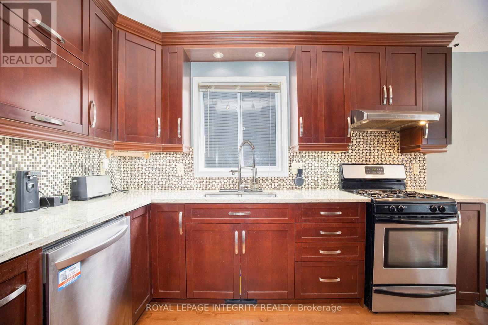 1100 Trillium Place, Clarence-Rockland, Ontario  K4K 1T1 - Photo 5 - X13501810