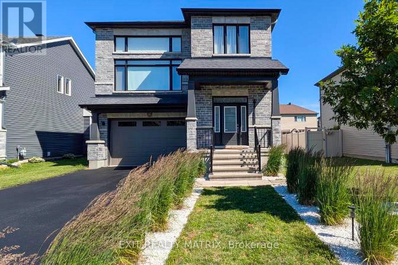 865 Cologne Street, Russell, Ontario  K0A 1W0 - Photo 1 - X13502312