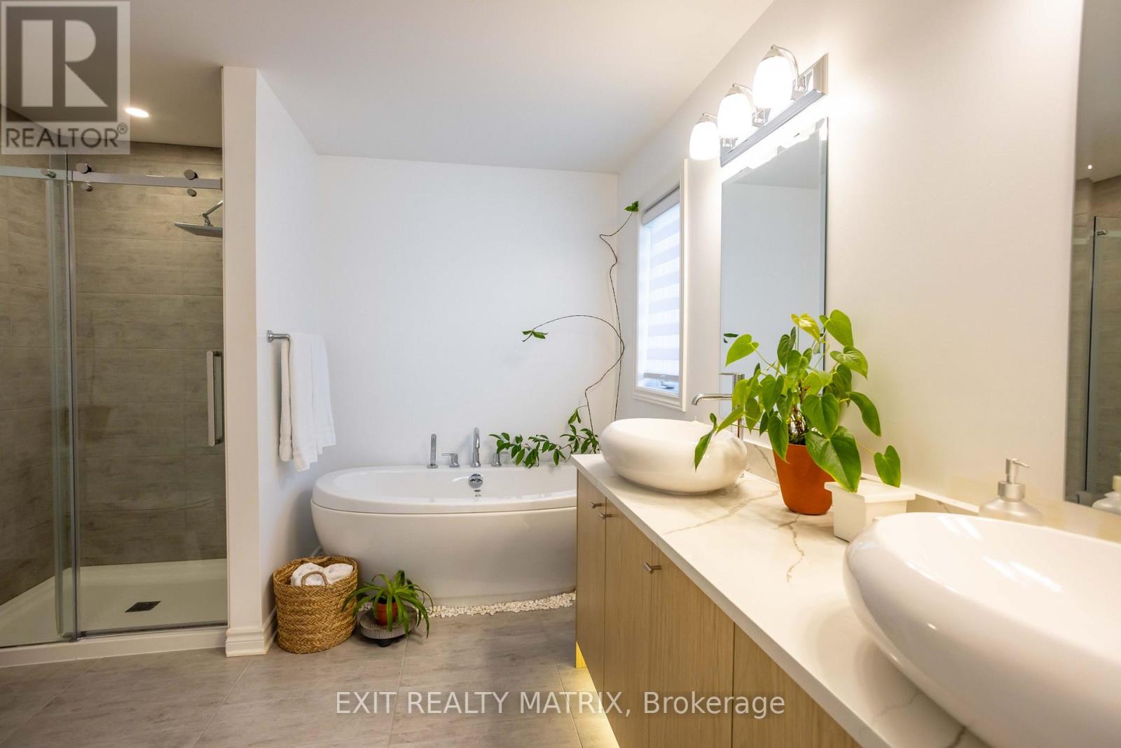 865 Cologne Street, Russell, Ontario  K0A 1W0 - Photo 34 - X13502312