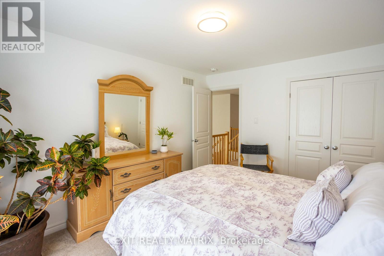 865 Cologne Street, Russell, Ontario  K0A 1W0 - Photo 35 - X13502312