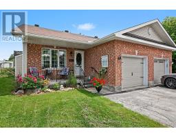 9 HUYCK DRIVE, Arnprior, Ontario