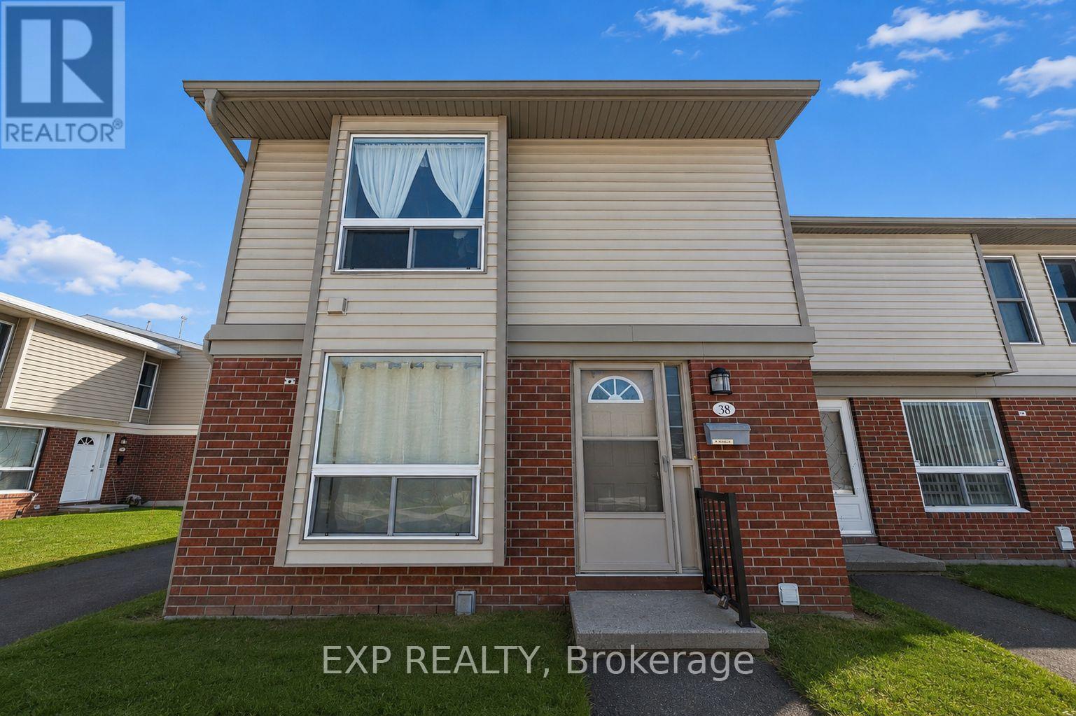 38 - 820 Cahill Drive W, Ottawa, Ontario  K1V 9K4 - Photo 1 - X13502582