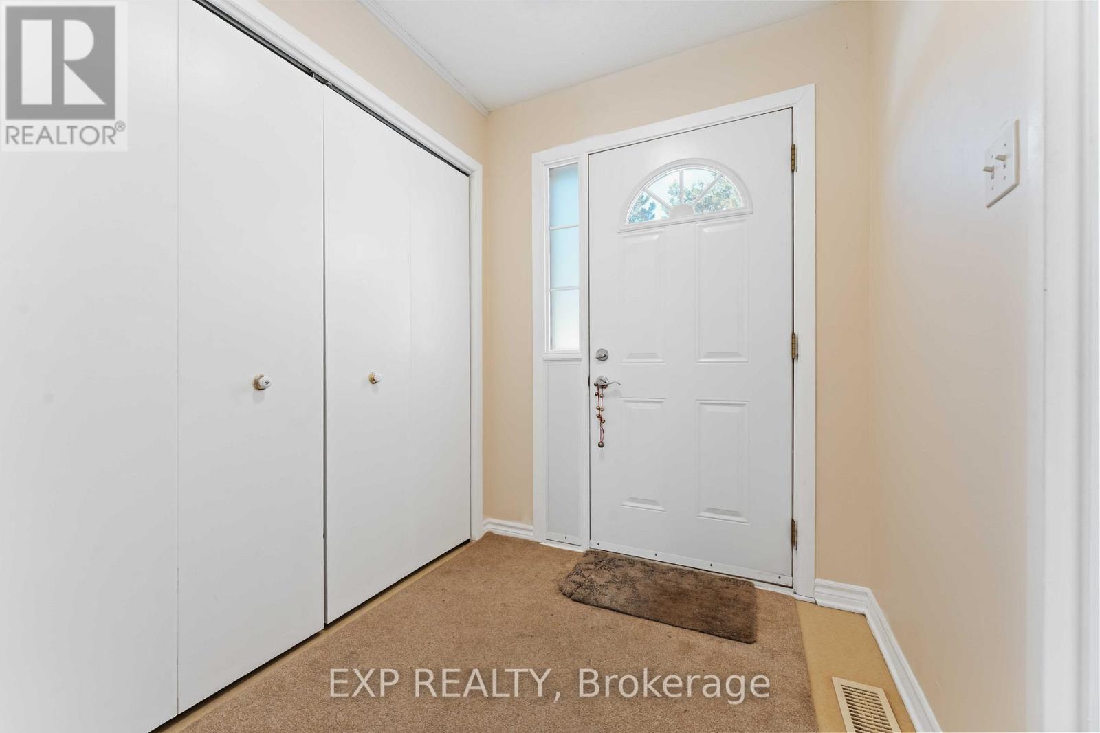 38 - 820 Cahill Drive W, Ottawa, Ontario  K1V 9K4 - Photo 3 - X13502582