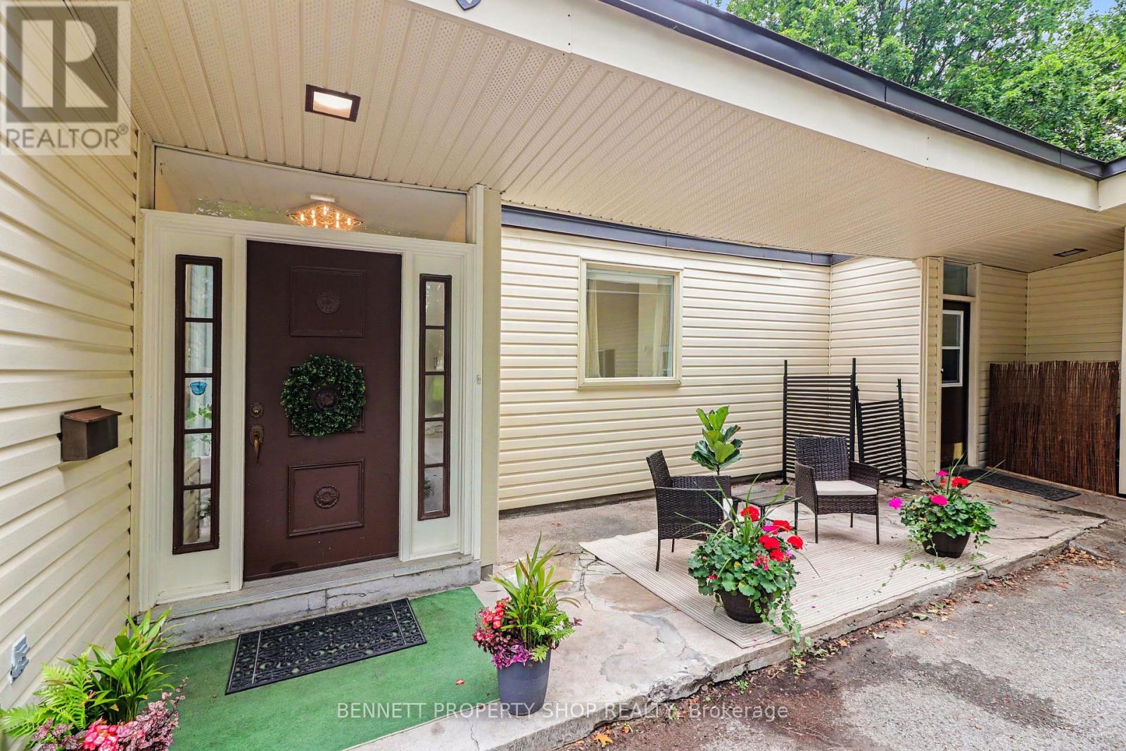 1770 Montreal Road, Ottawa, Ontario  K1J 6N3 - Photo 2 - X13502738