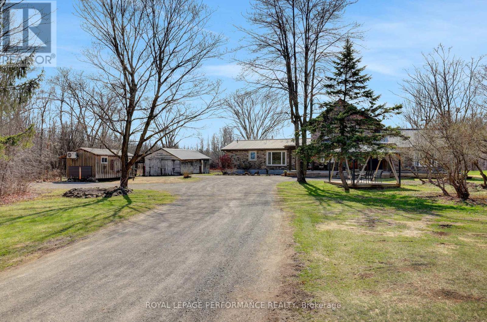 2666 Yorks Corners Road, Ottawa, Ontario  K0A 1V0 - Photo 2 - X13502886
