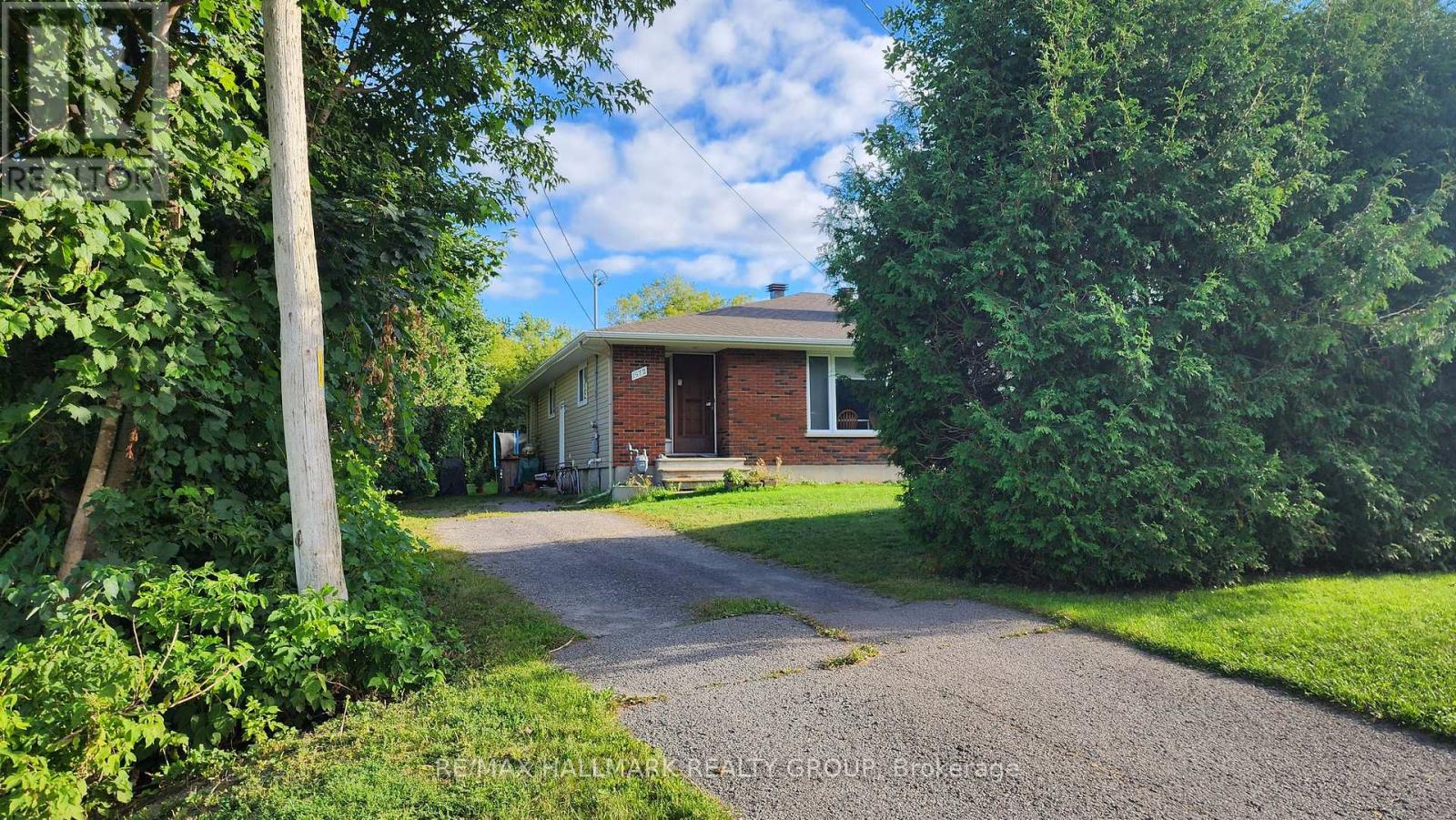 1570-1572 Goth Avenue, Ottawa, Ontario  K1T 1E4 - Photo 1 - X13502944