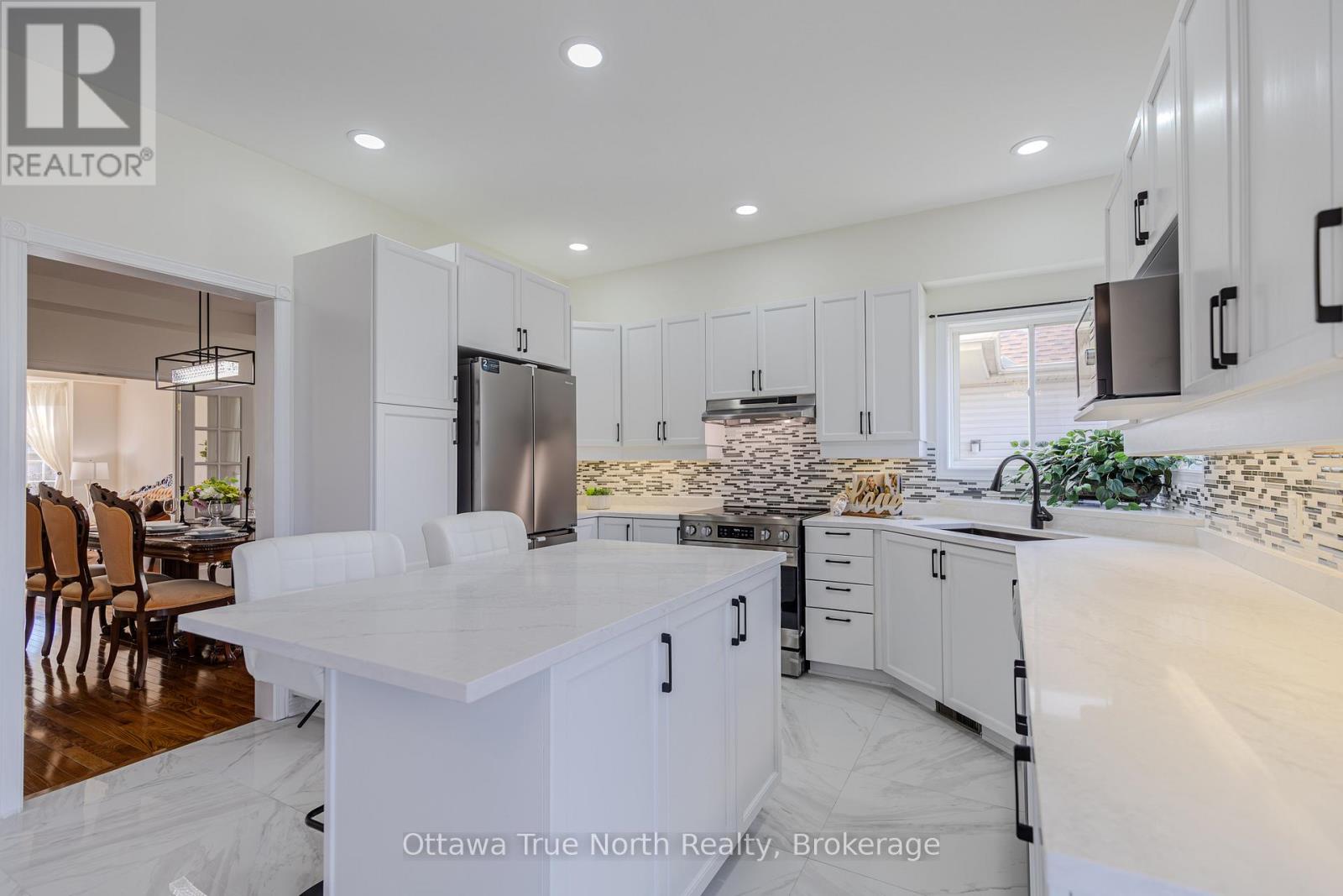 19 Black Tern Crescent, Ottawa, Ontario  K2M 2Z4 - Photo 4 - X13503020