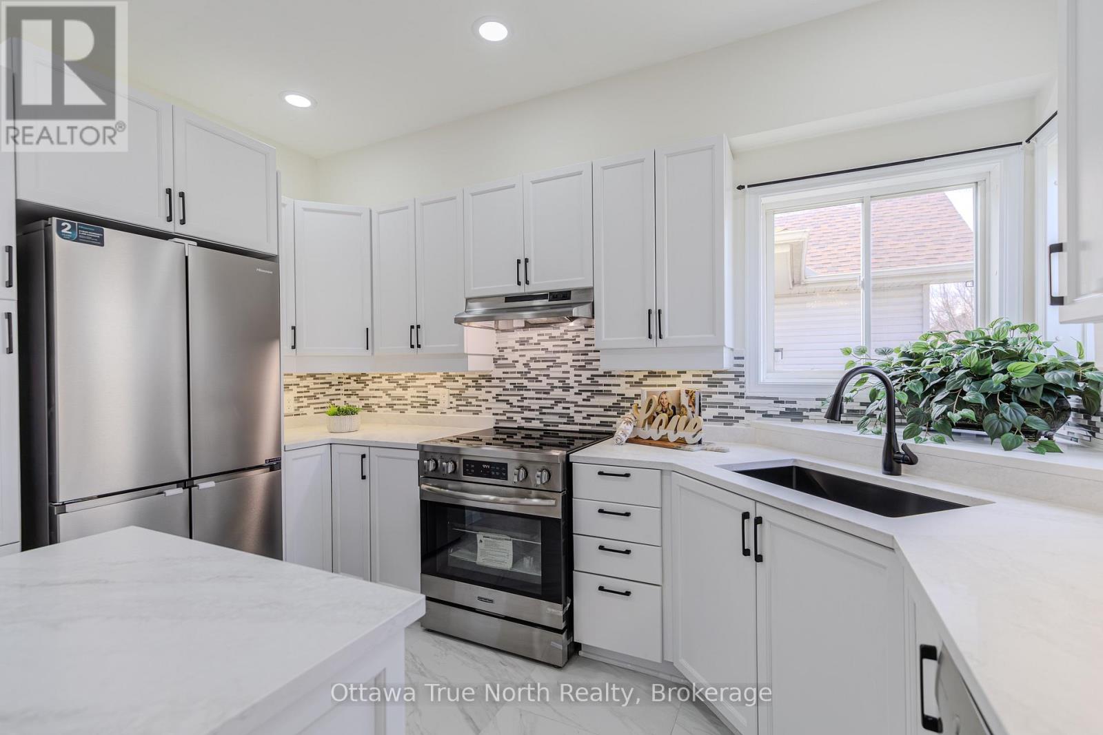 19 Black Tern Crescent, Ottawa, Ontario  K2M 2Z4 - Photo 9 - X13503020