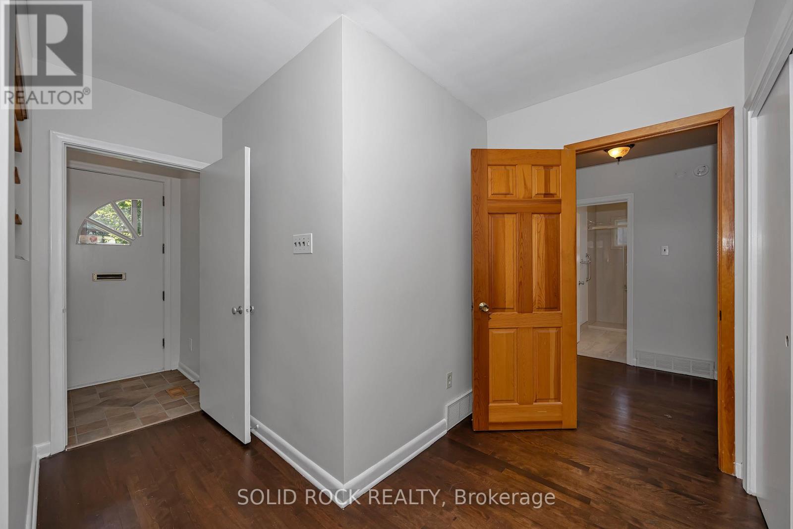 1235 Major Street, Ottawa, Ontario  K2C 2S3 - Photo 13 - X13503062
