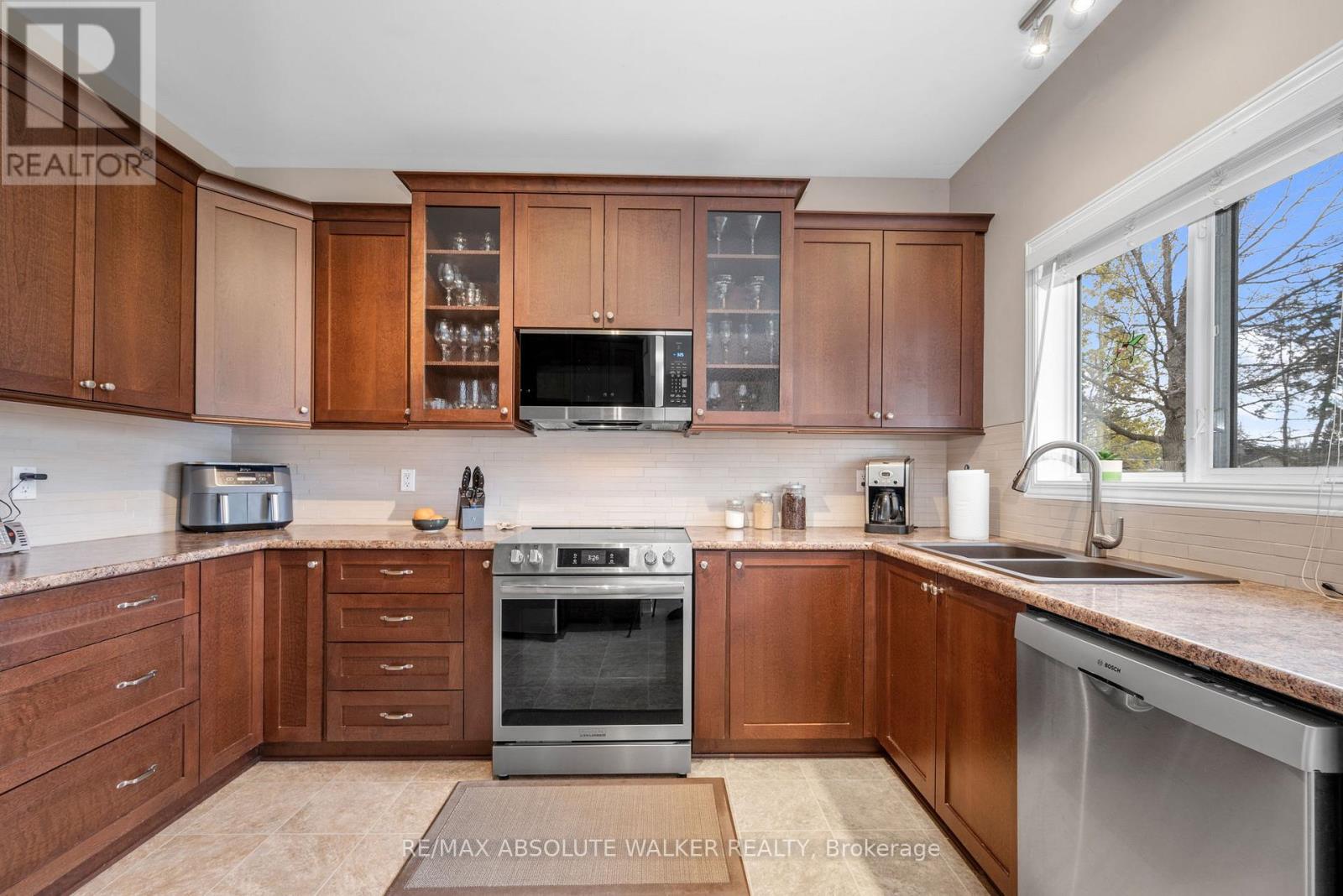 20 Mary Hill Crescent, Ottawa, Ontario  K0A 2Z0 - Photo 9 - X13503114