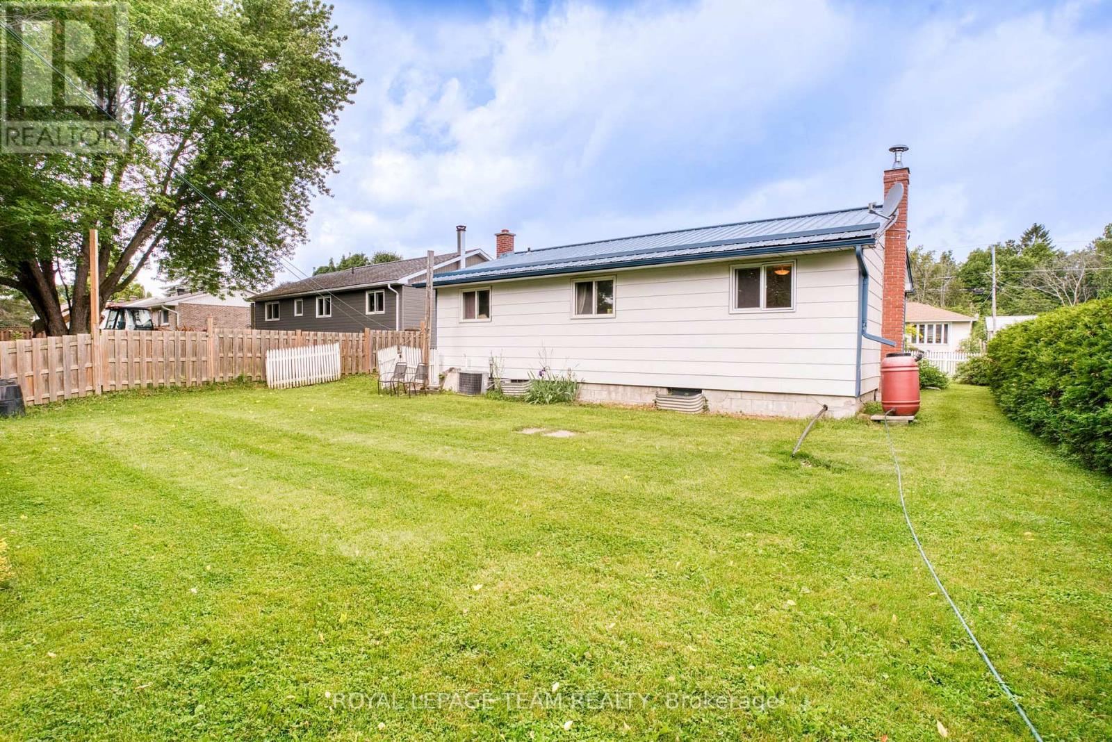 329 Wylie Street, Mississippi Mills, Ontario  K0A 1A0 - Photo 33 - X13503290