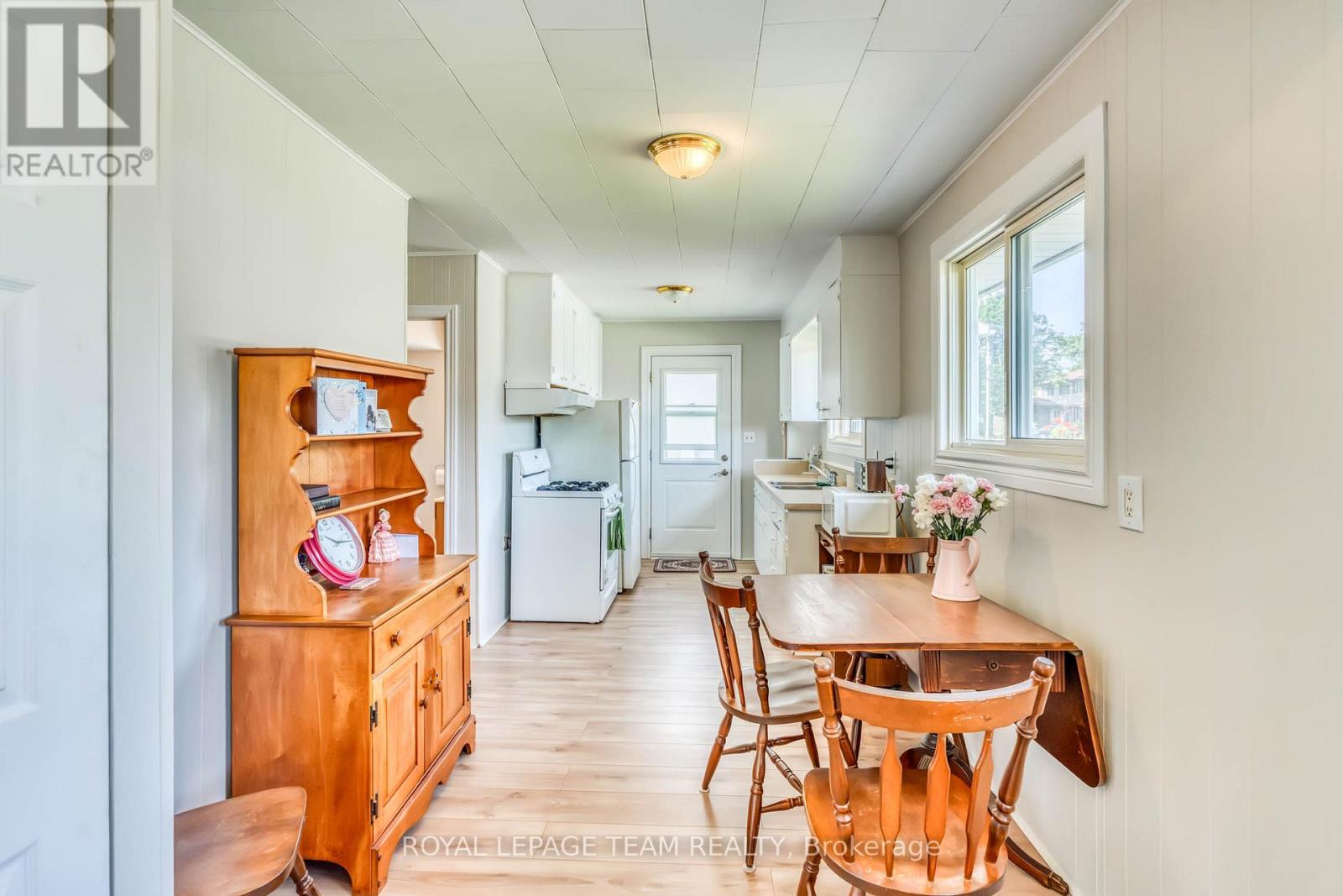 329 Wylie Street, Mississippi Mills, Ontario  K0A 1A0 - Photo 4 - X13503290