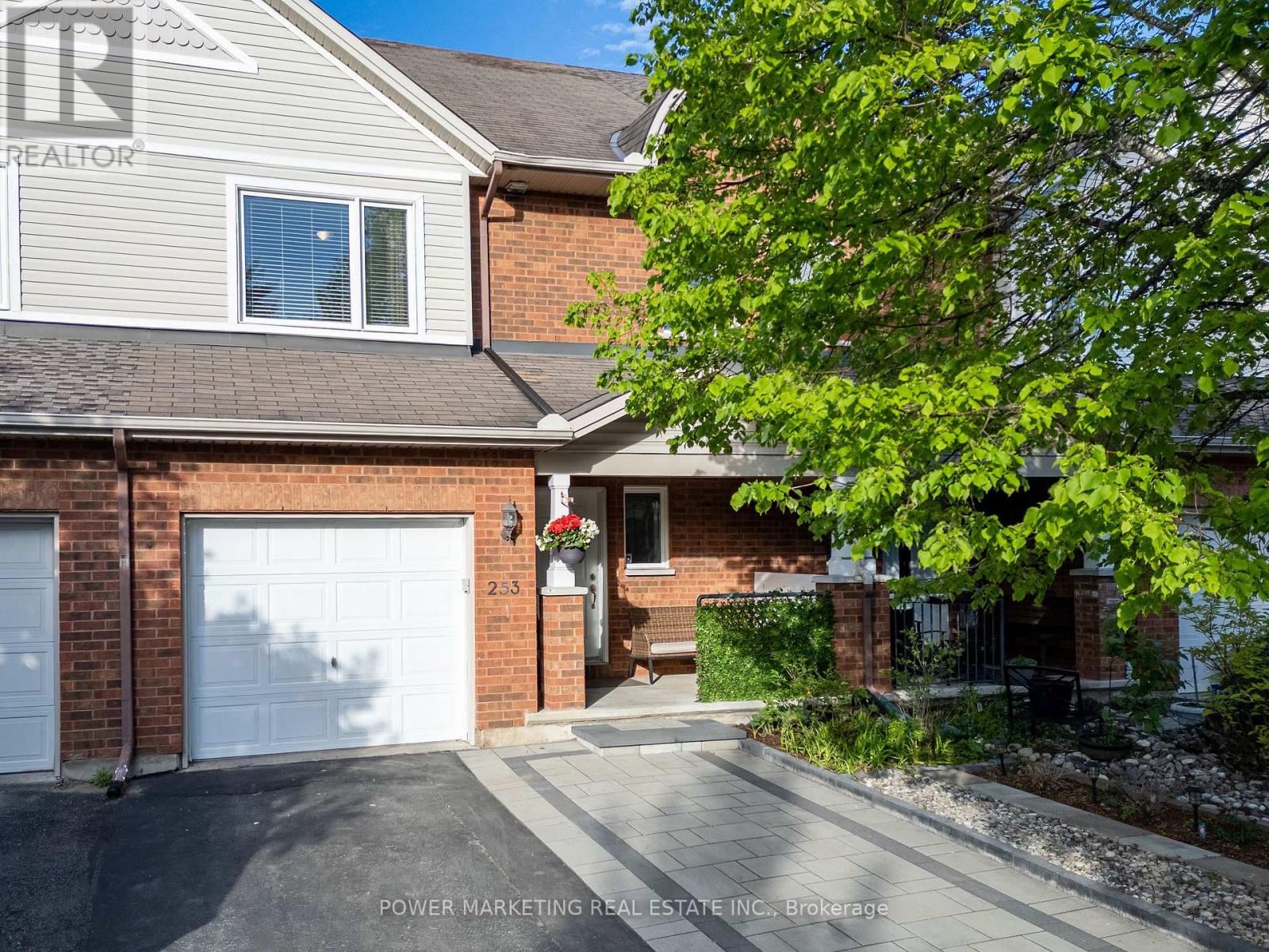 253 Parkin Circle, Ottawa, Ontario  K1T 4H7 - Photo 1 - X13503296