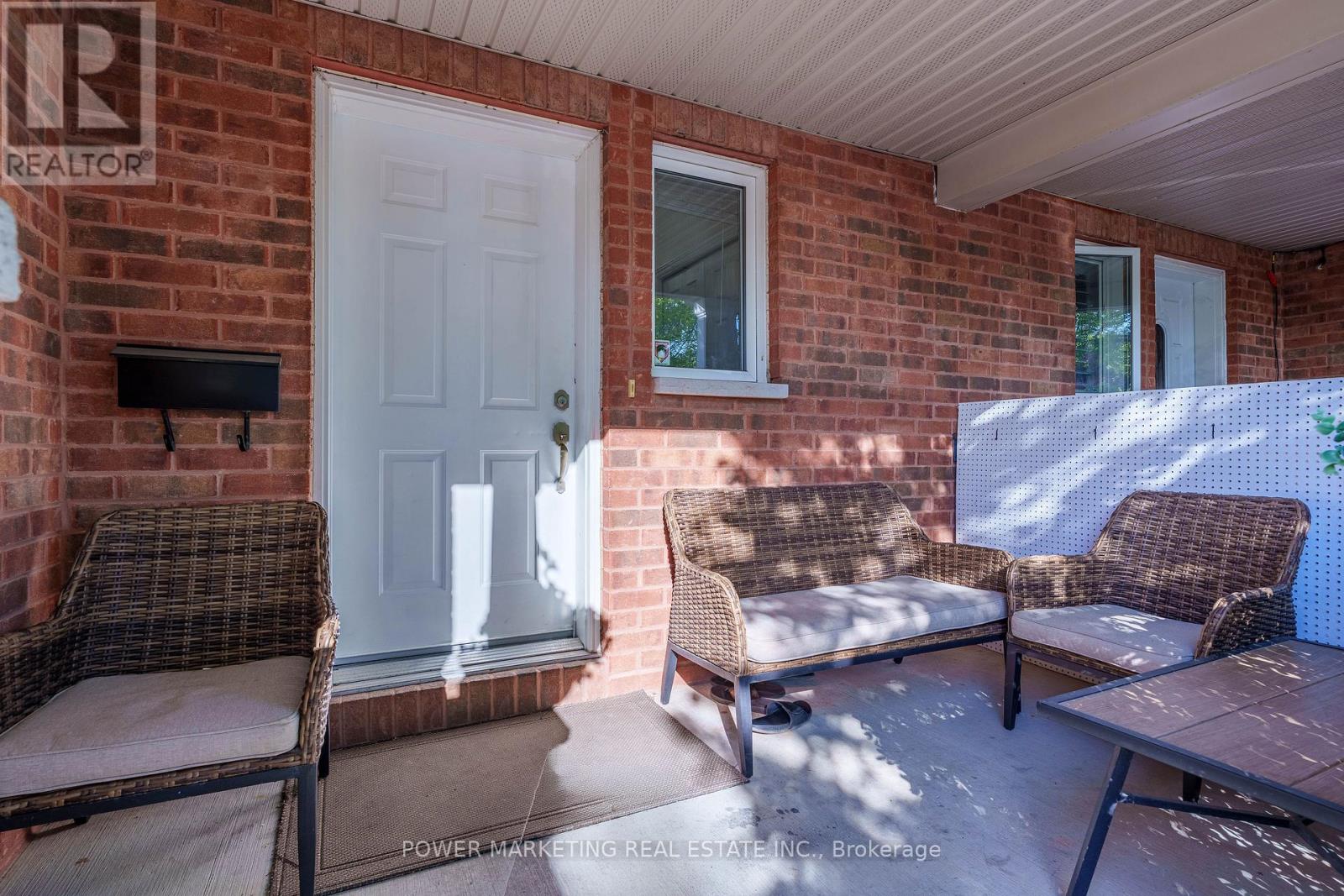 253 Parkin Circle, Ottawa, Ontario  K1T 4H7 - Photo 3 - X13503296