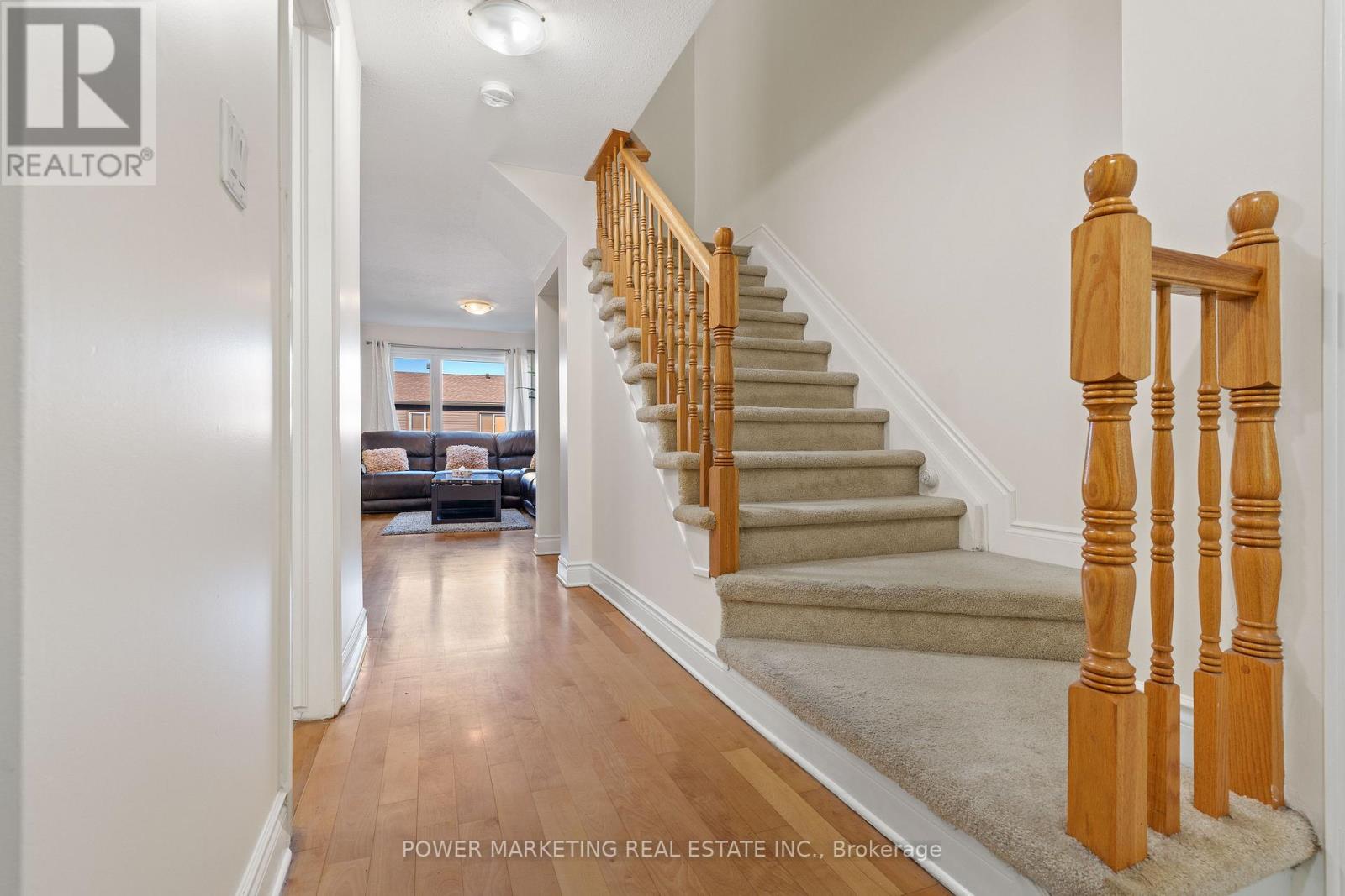 253 Parkin Circle, Ottawa, Ontario  K1T 4H7 - Photo 5 - X13503296