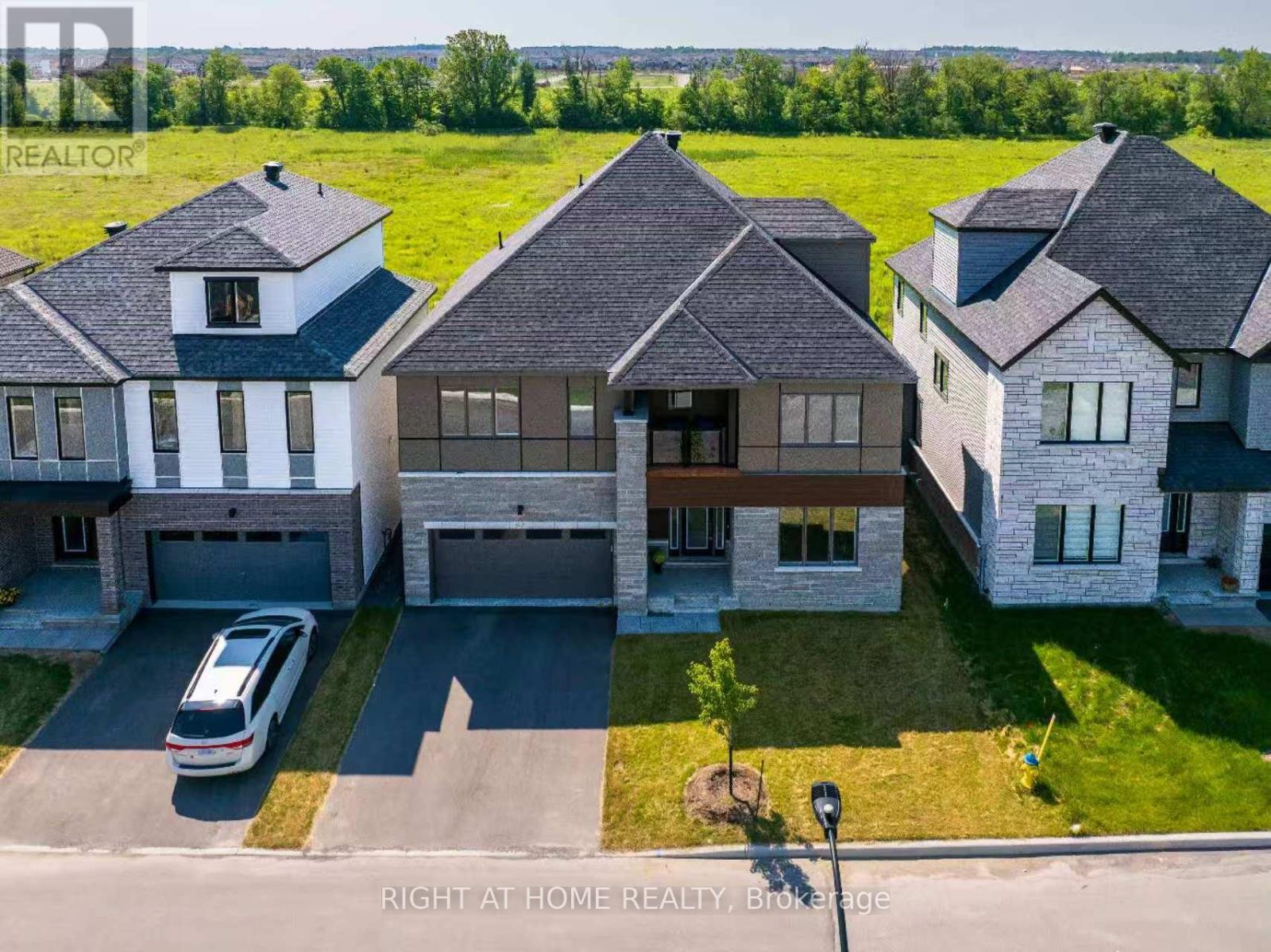 517 Elation Heights, Ottawa, Ontario  K2J 4J4 - Photo 4 - X13503414