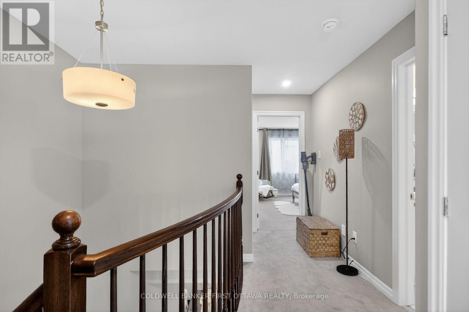906 Littlerock Street, Ottawa, Ontario  K1T 0N2 - Photo 22 - X13503466