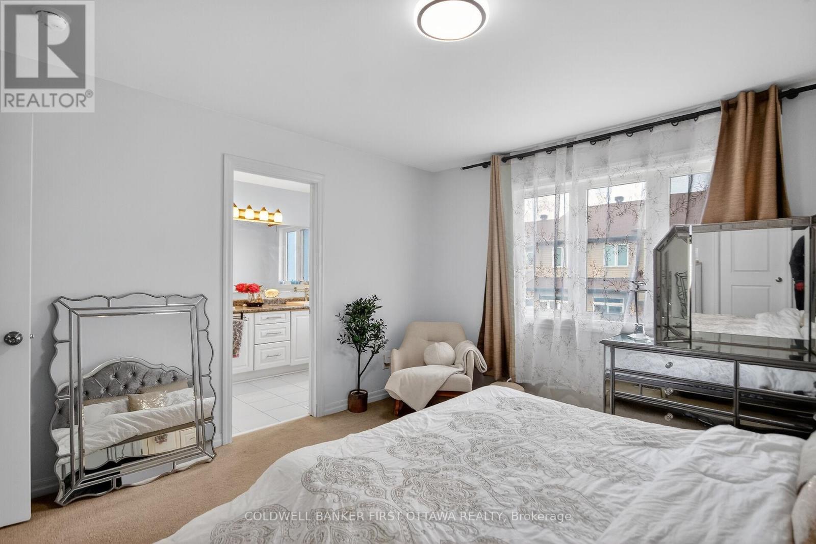 906 Littlerock Street, Ottawa, Ontario  K1T 0N2 - Photo 25 - X13503466