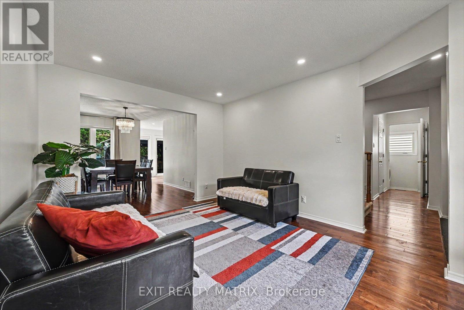 627 Chenier Way, Ottawa, Ontario  K4A 1R5 - Photo 4 - X13503558
