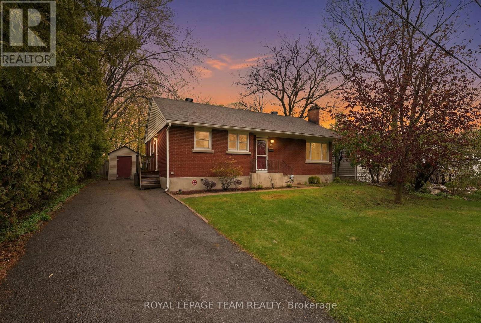 49 Crownhill Street, Ottawa, Ontario  K1J 7K5 - Photo 1 - X13503688