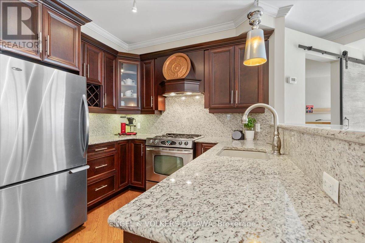 2 - 139 Guigues Avenue, Ottawa, Ontario  K1N 5J1 - Photo 5 - X13503876