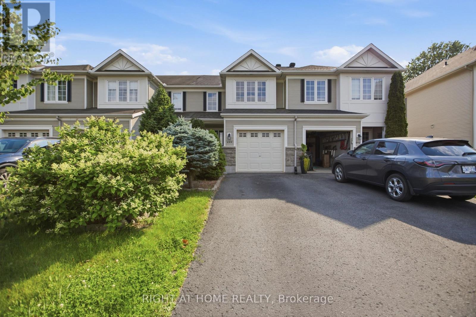 644 Kilbirnie Drive, Ottawa, Ontario  K2J 0G8 - Photo 1 - X13504326