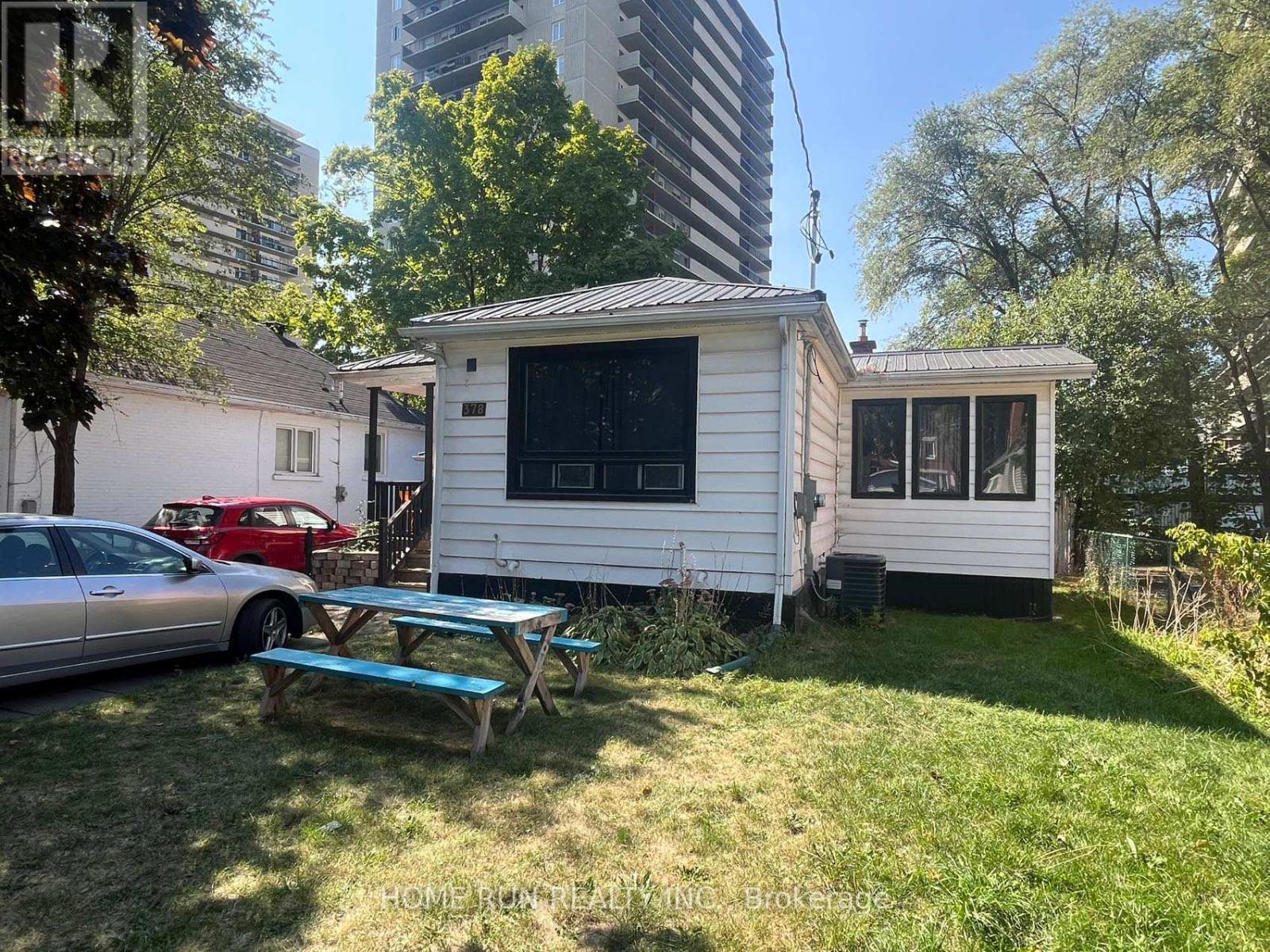 378 Enfield Avenue, Ottawa, Ontario  K1L 7L3 - Photo 2 - X13504376