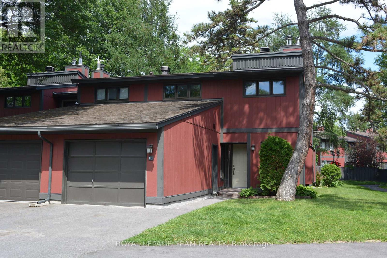 16 - 280 Mcclellan Road, Ottawa, Ontario  K2H 8P8 - Photo 1 - X13504392