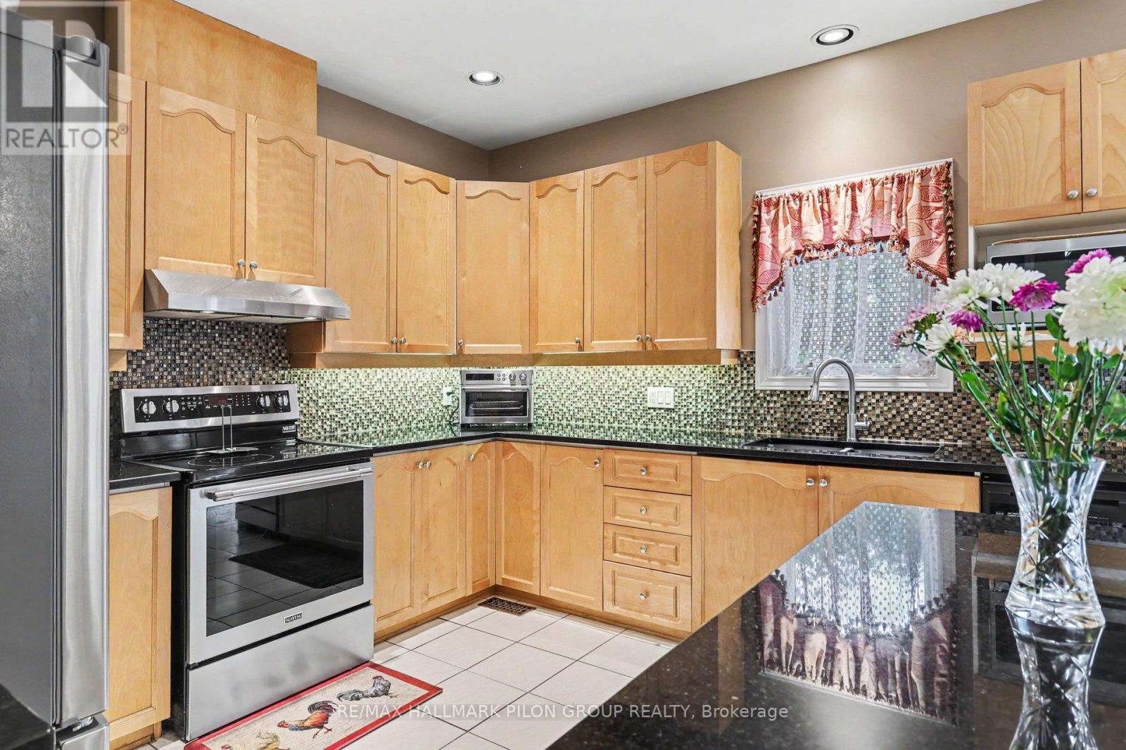 2039 Calico Crescent, Ottawa, Ontario  K4A 4L7 - Photo 4 - X13504418