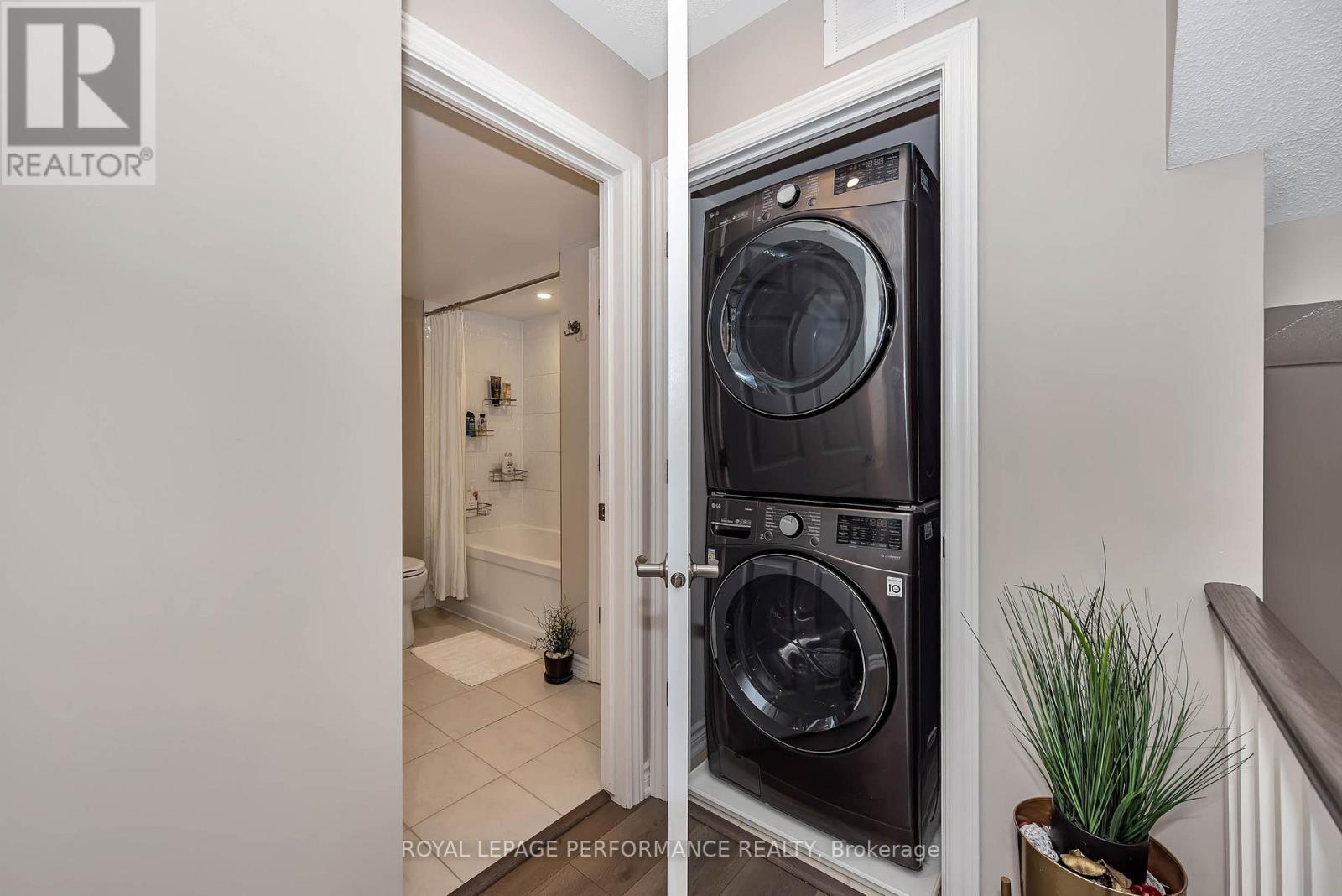 547 Ozawa Private, Ottawa, Ontario  K1K 4Z8 - Photo 21 - X13504442