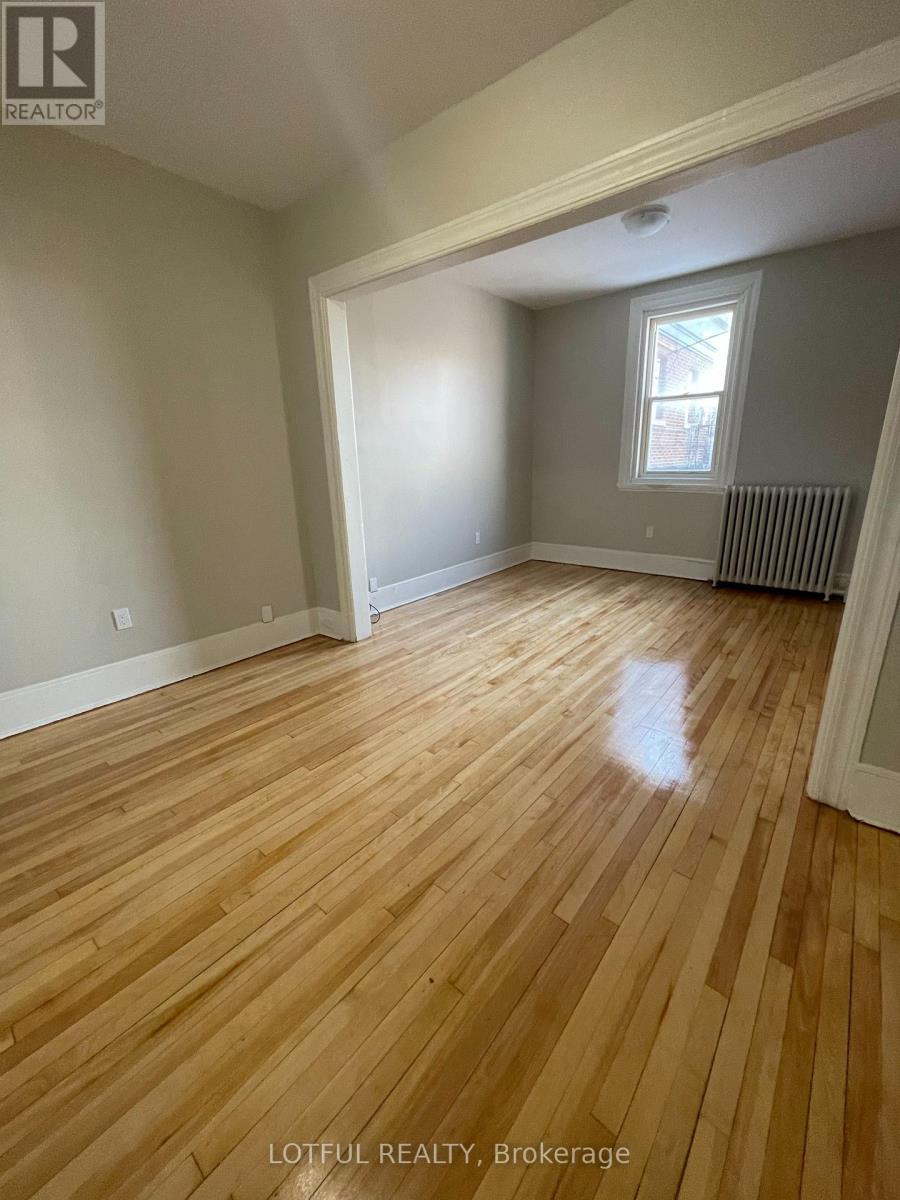 3 - 4-1/2 Russell Street E, Smiths Falls, Ontario  K7A 1E8 - Photo 2 - X13505182