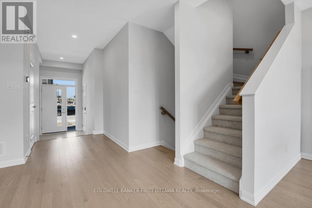 285 Bankside Way N, Ottawa, Ontario  K2J 7M8 - Photo 4 - X13505432