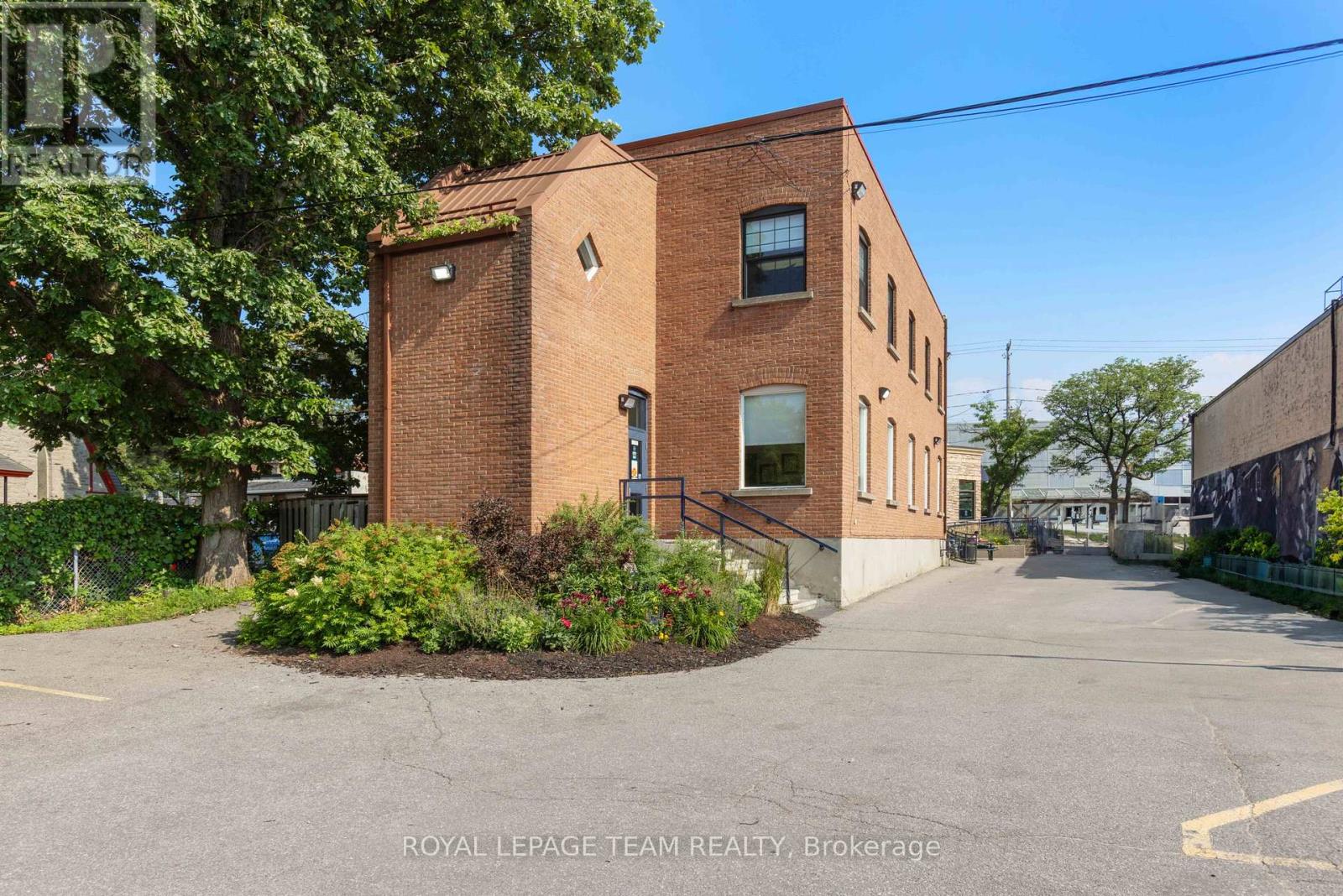 365 Richmond Road, Ottawa, Ontario  K2A 0E7 - Photo 3 - X13505568