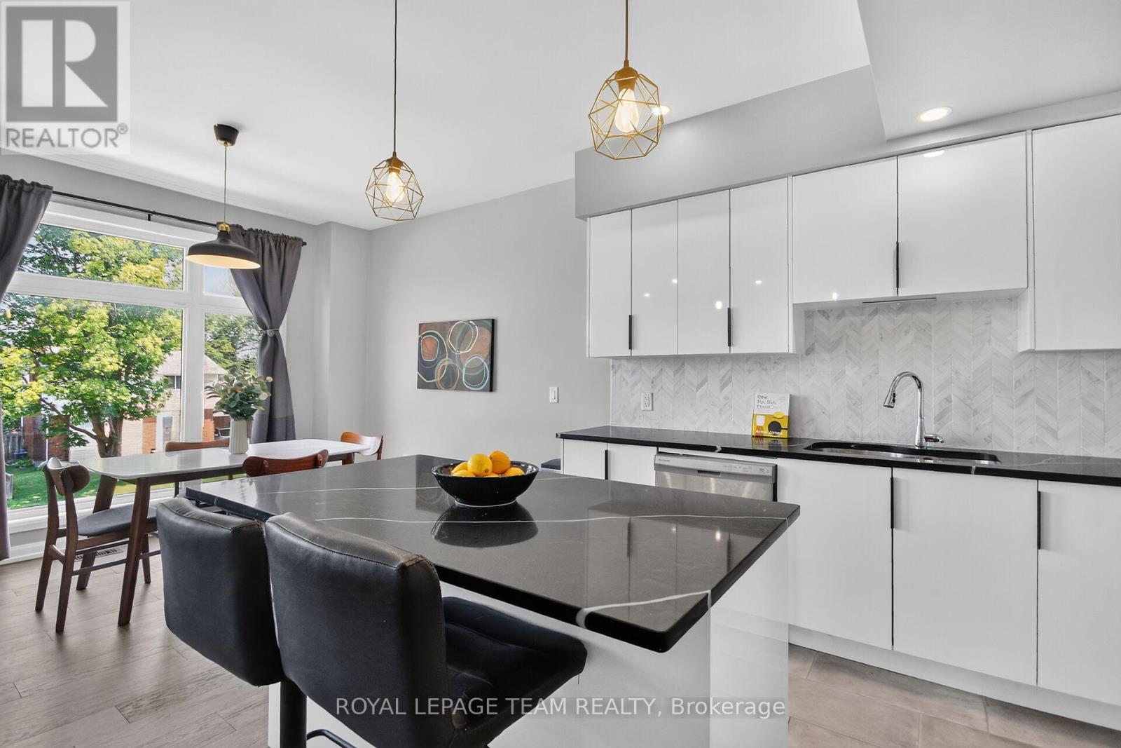 2706 Draper Avenue, Ottawa, Ontario  K2H 0C4 - Photo 15 - X13505732