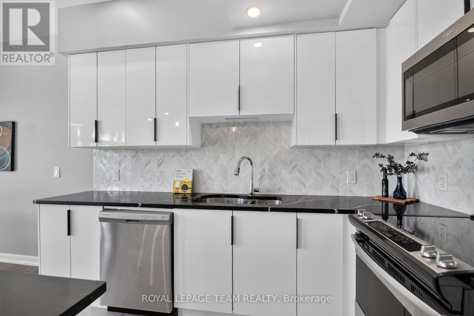 2706 Draper Avenue, Ottawa, Ontario  K2H 0C4 - Photo 16 - X13505732