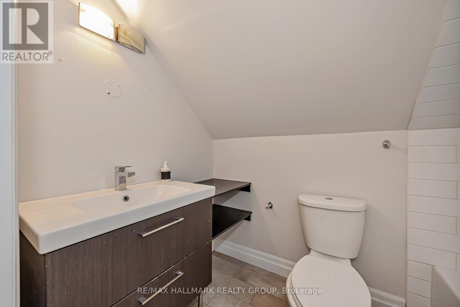 4982 Rideau River Road, North Grenville, Ontario  K0G 1J0 - Photo 15 - X13505804