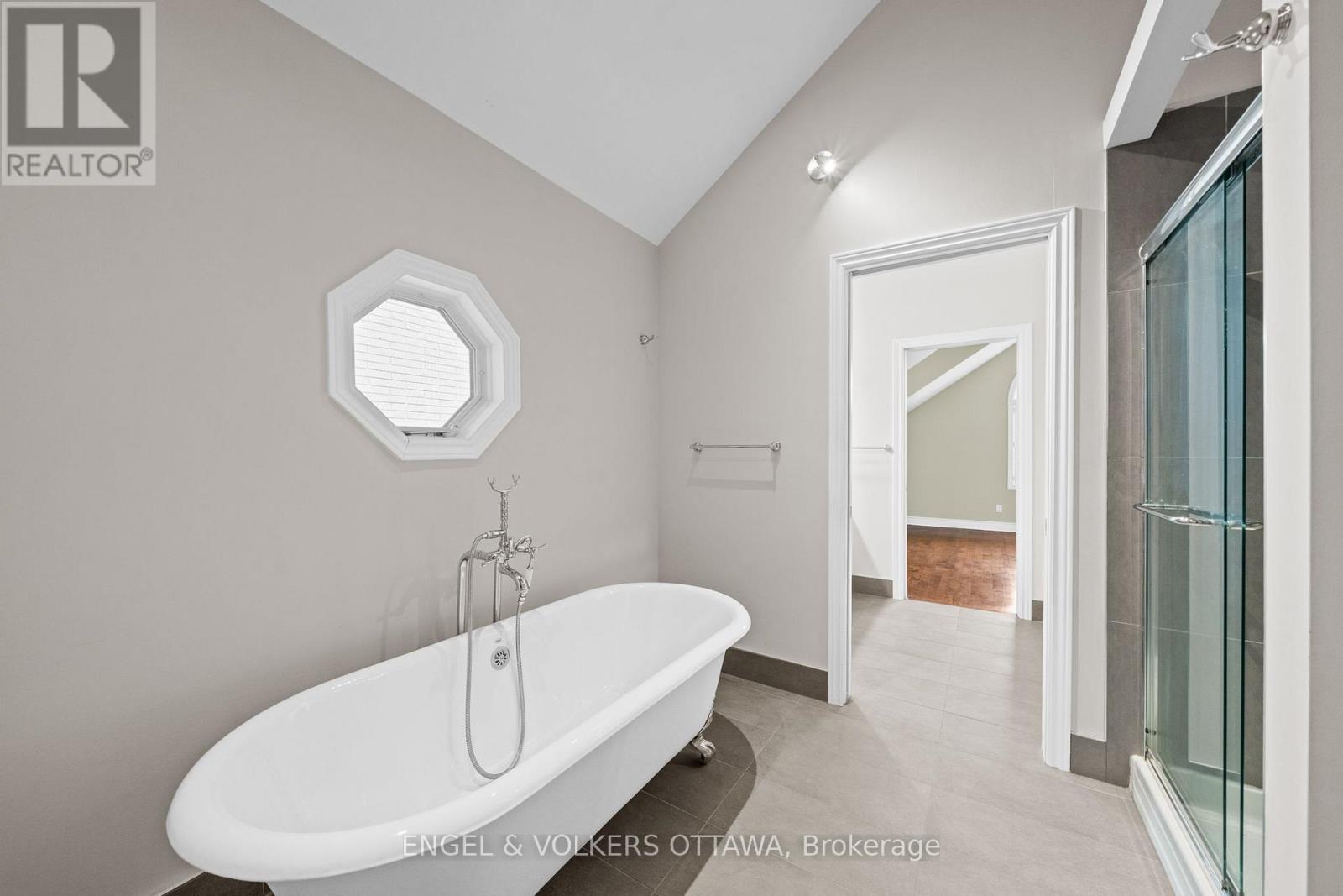 249 Atlantis Avenue, Ottawa, Ontario  K2A 1X9 - Photo 12 - X13505832