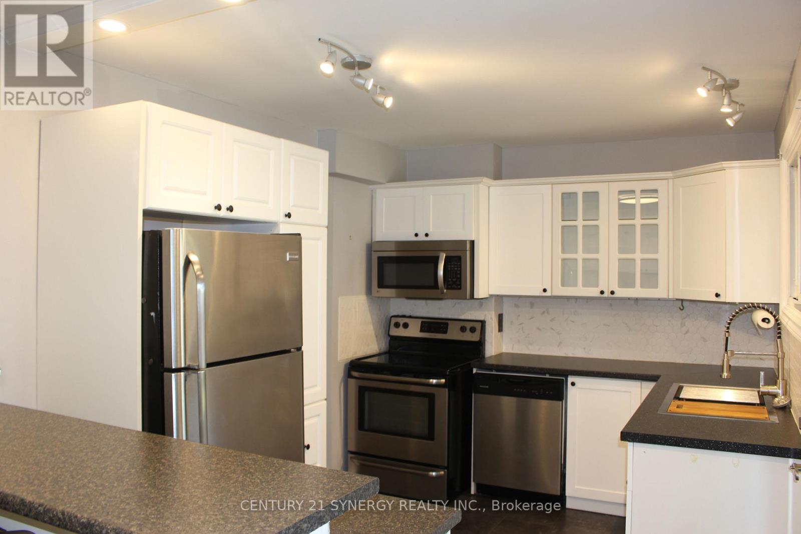 241 Wilfred Crescent, Arnprior, Ontario  K7S 2W8 - Photo 2 - X13506234