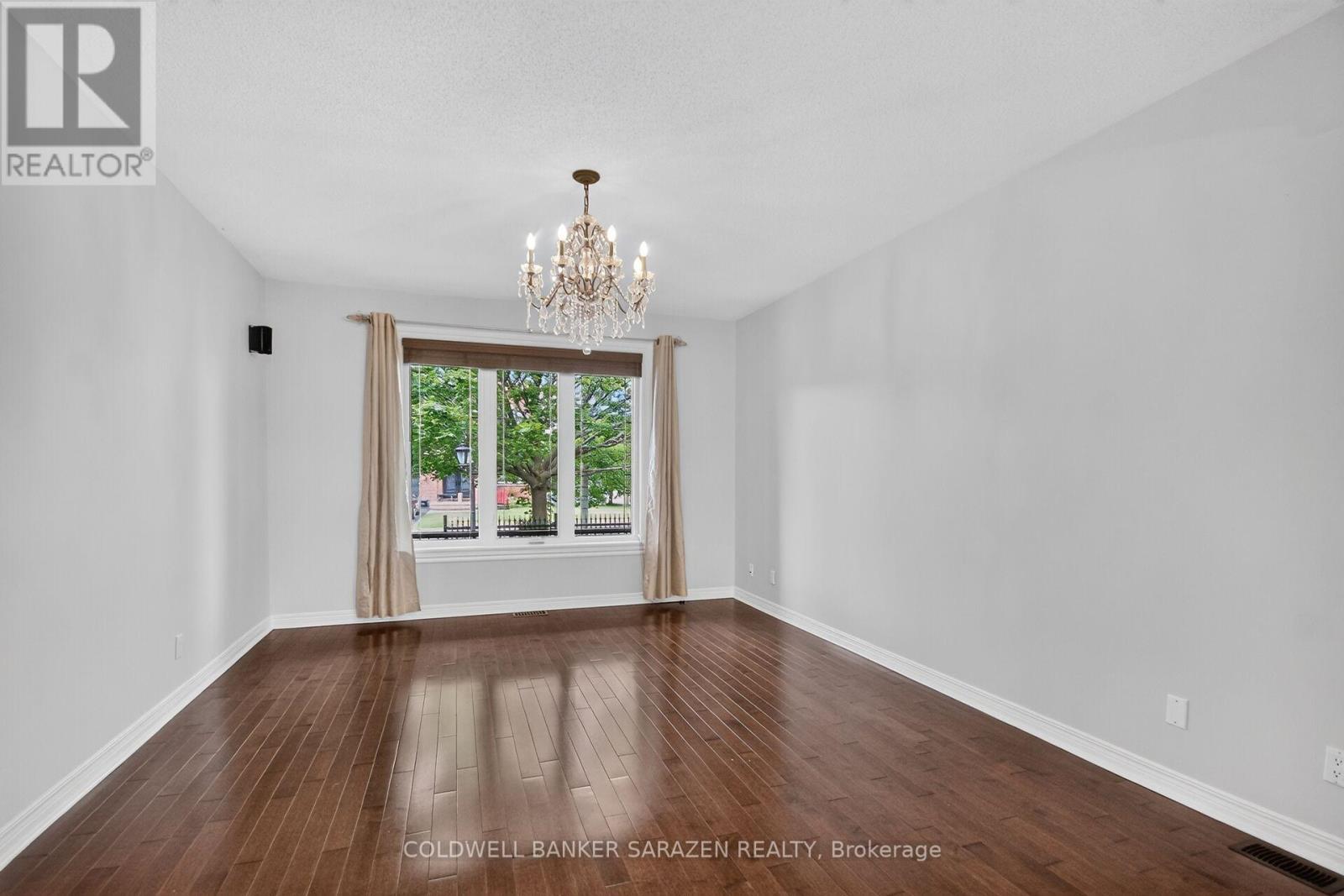 31 Fanterra Way, Ottawa, Ontario  K1T 3Y7 - Photo 8 - X13506288