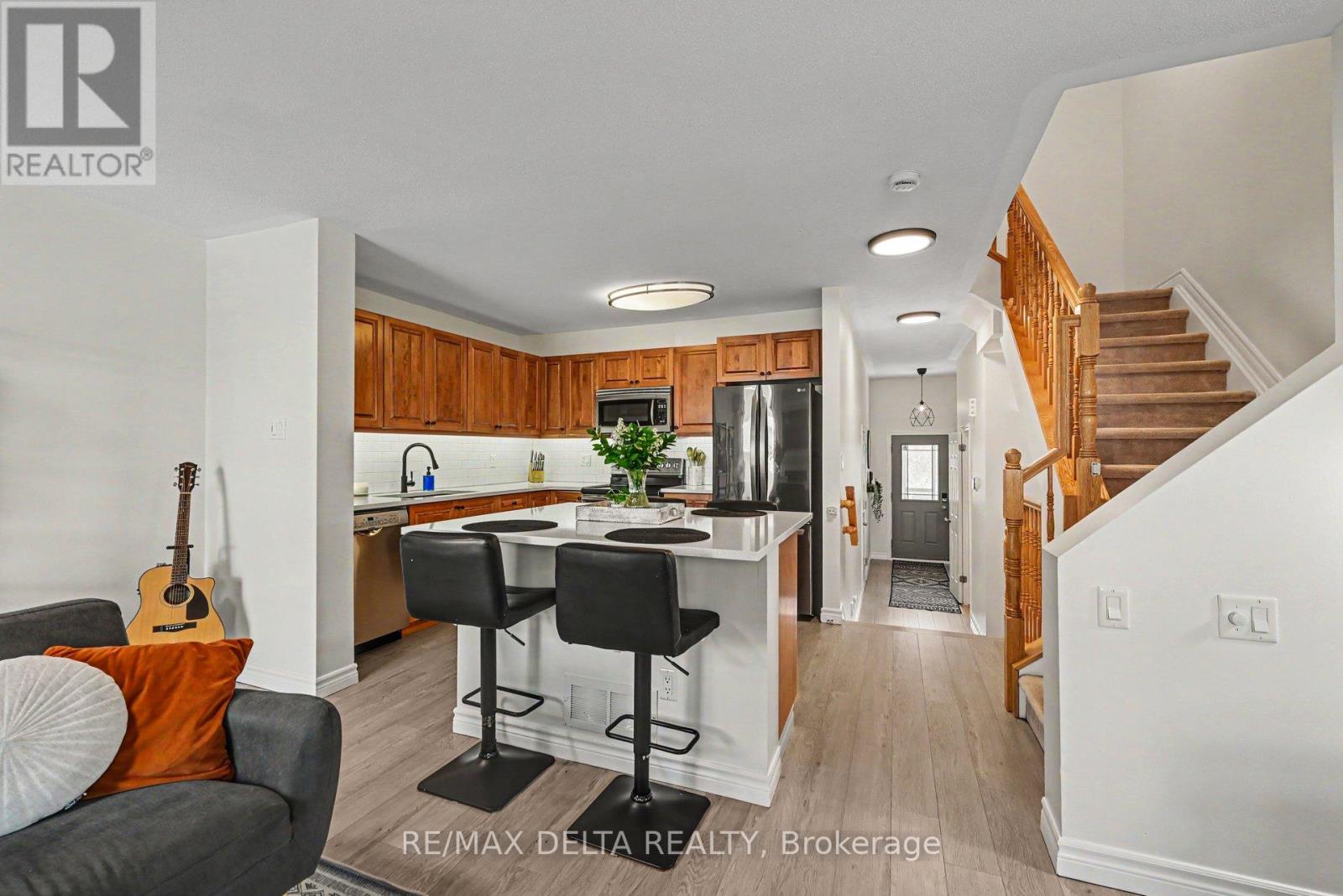 145 Marrissa Avenue, Ottawa, Ontario  K1J 0A4 - Photo 11 - X13506396