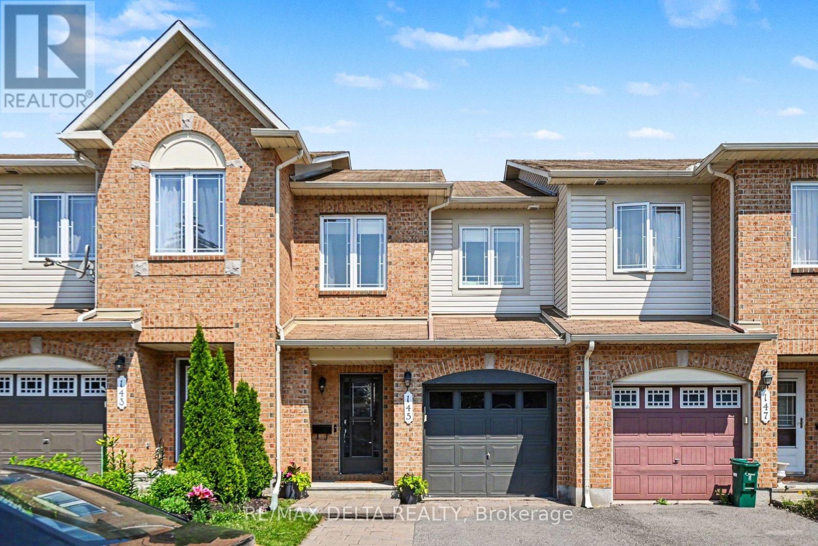 145 Marrissa Avenue, Ottawa, Ontario  K1J 0A4 - Photo 2 - X13506396